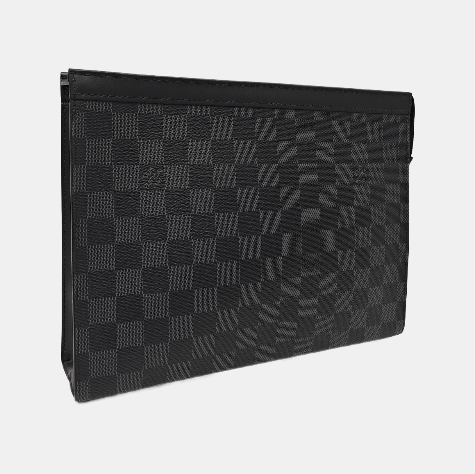 Pochette Voyag MM Damier Graphite Coated Canvas Gray