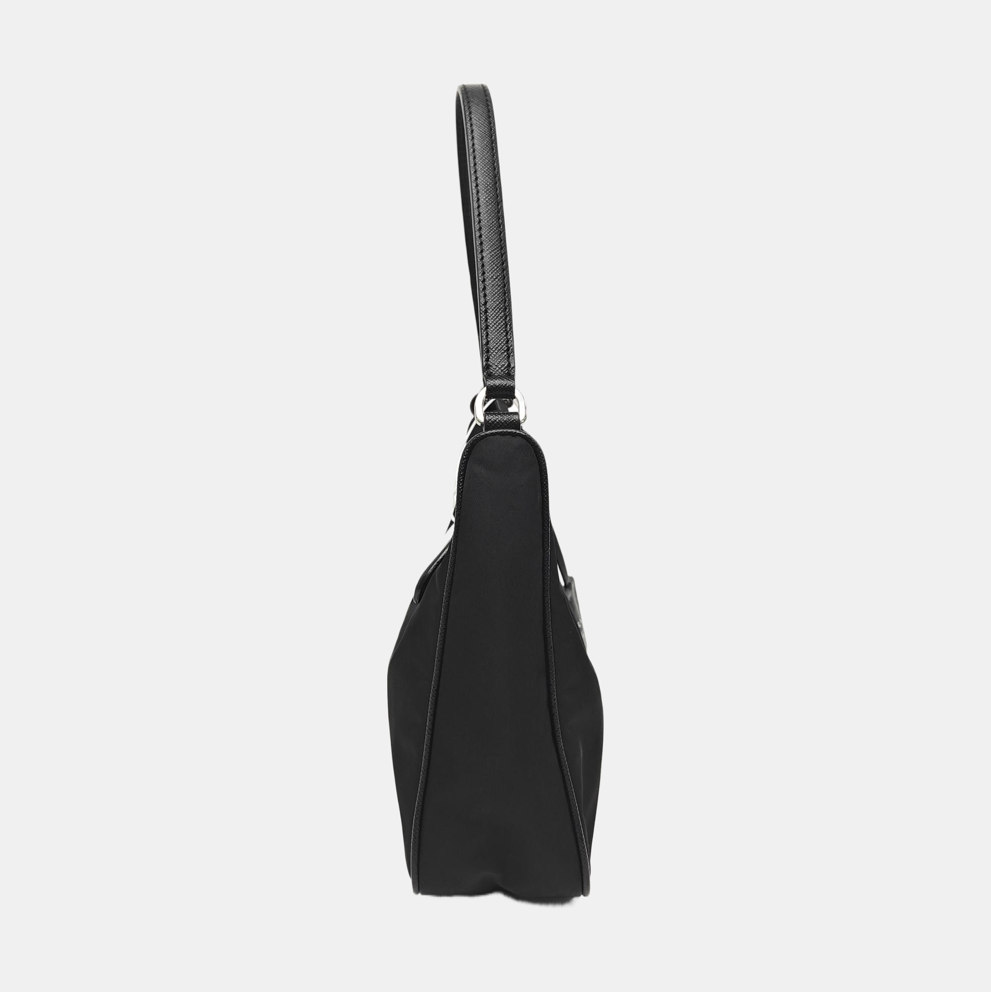 Re-Edition2005 Mini Nylon Black
