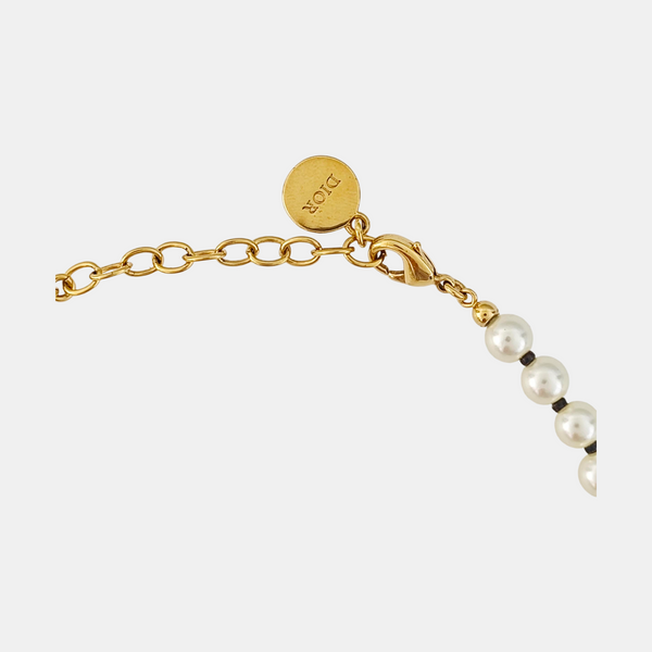 Faux Pearl White Necklace