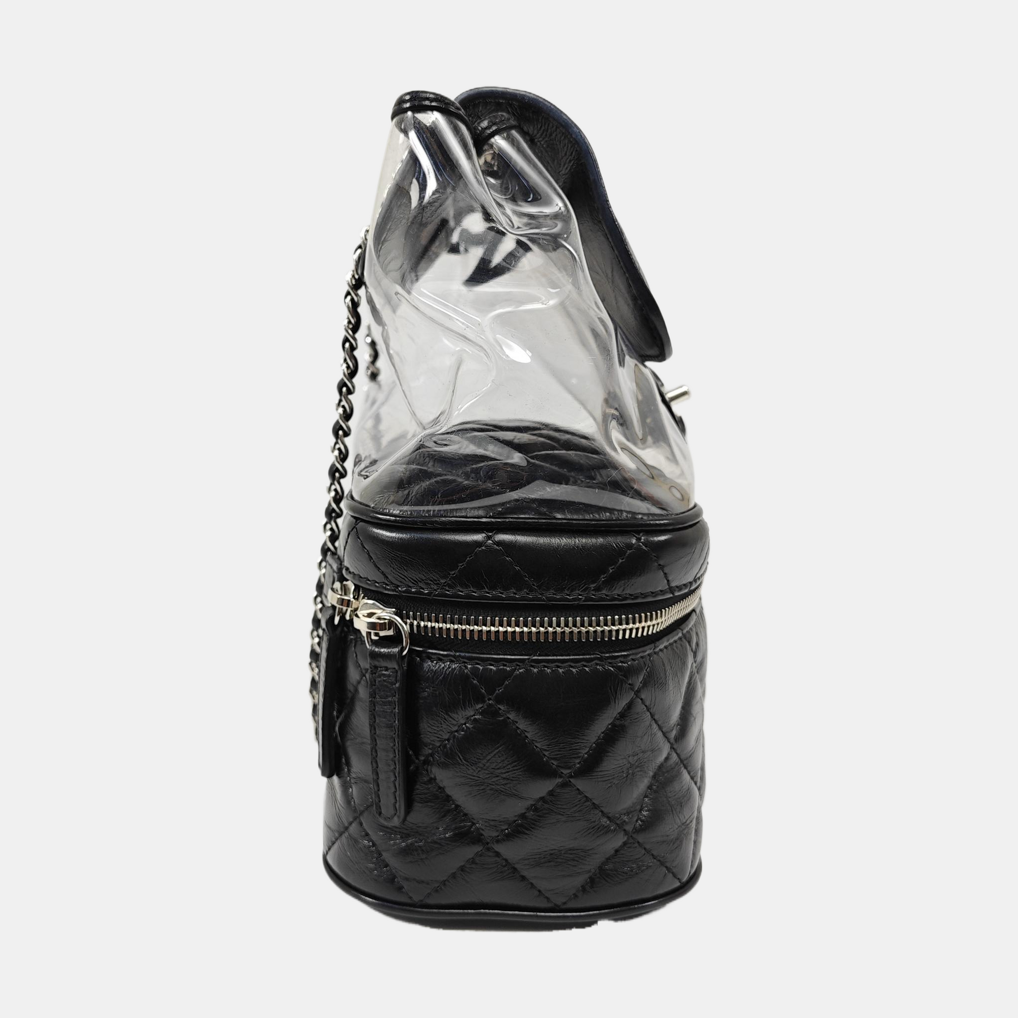 AQUARIUM Quilted Calfskin Black