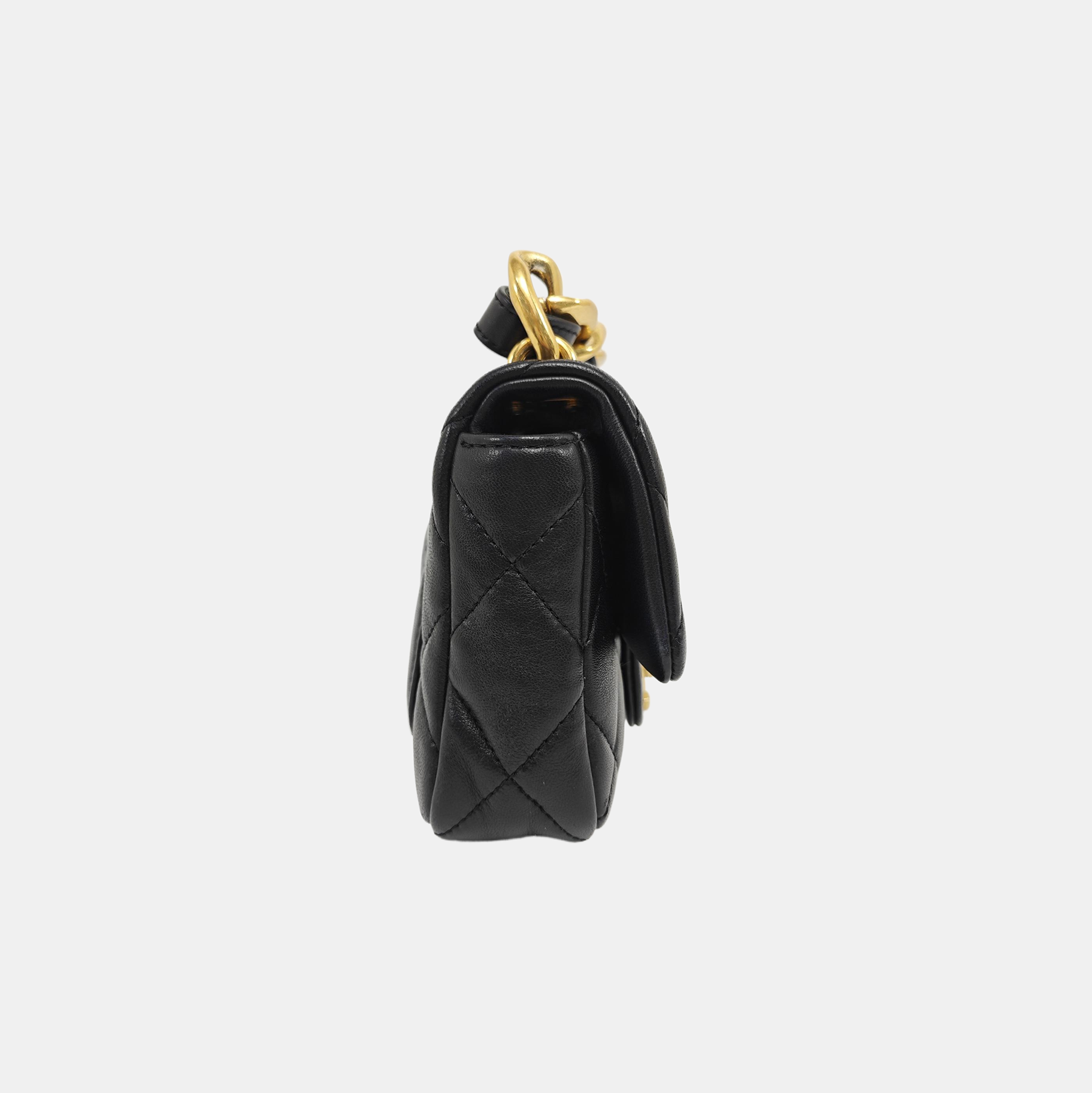 Authenticated pre-owned  CLASSIC FLAP Mini Quilted Lambskin Black - Top Handle Bag at Looply