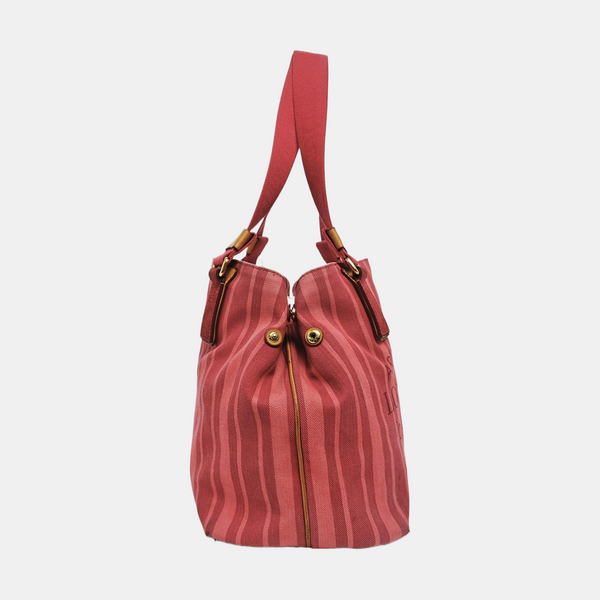 Canvas Red