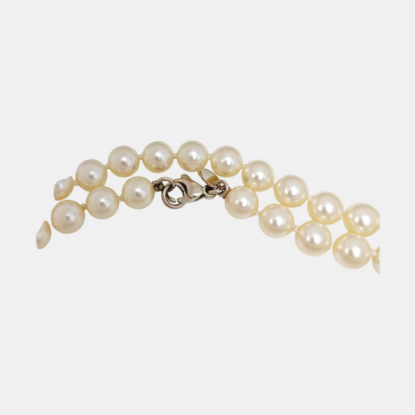 Faux Pearl White Necklace