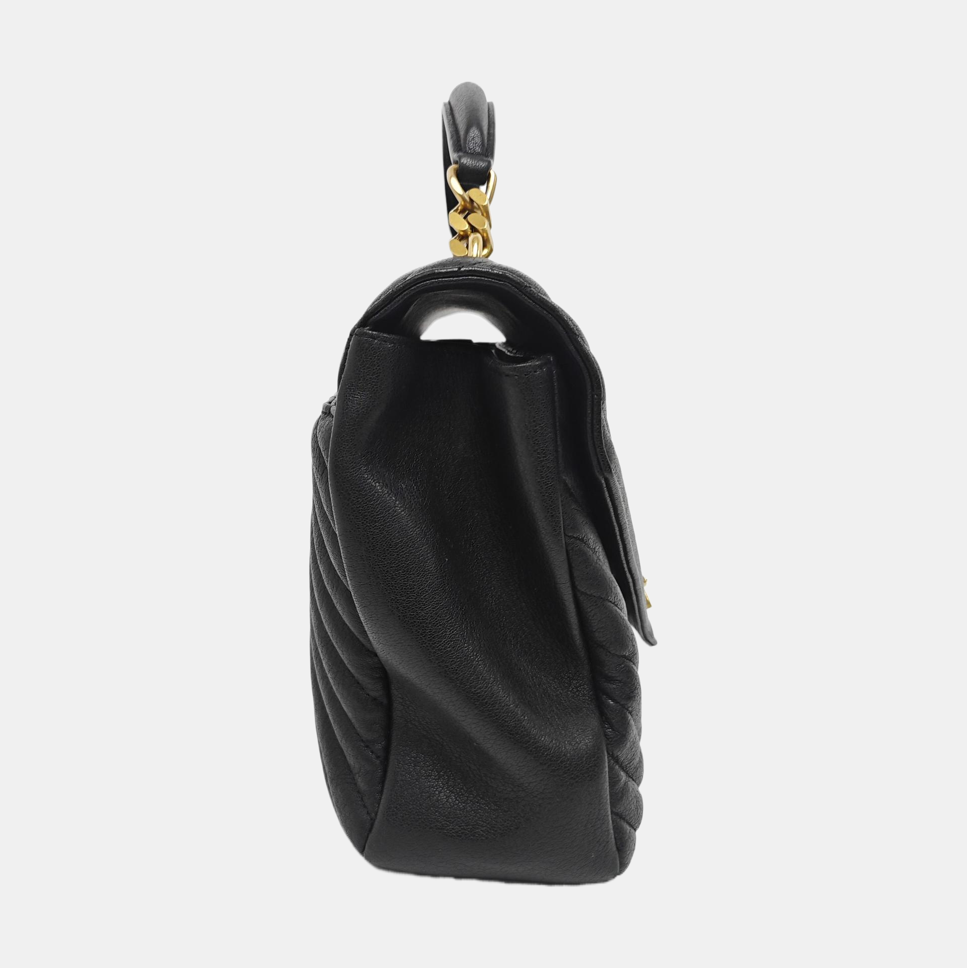 COLLEGE Large Chevron Lambskin Black