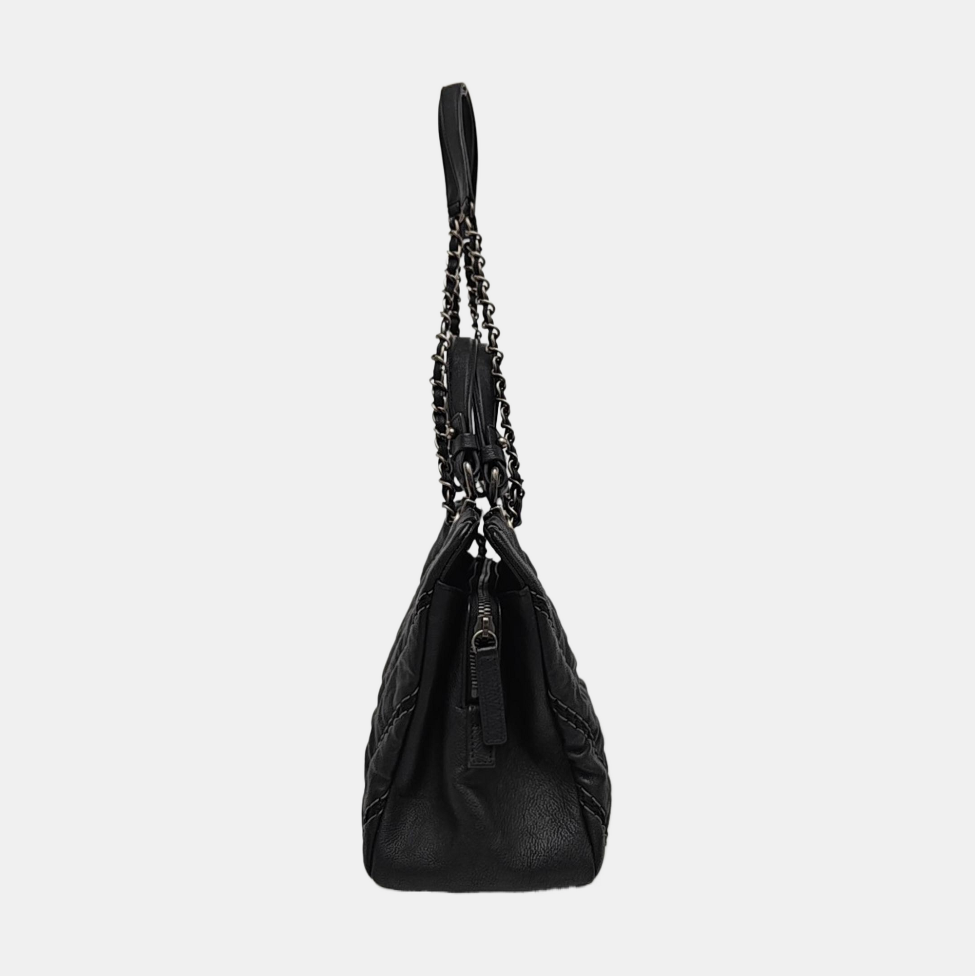 Quilted Calfskin Shoulder Bag Black