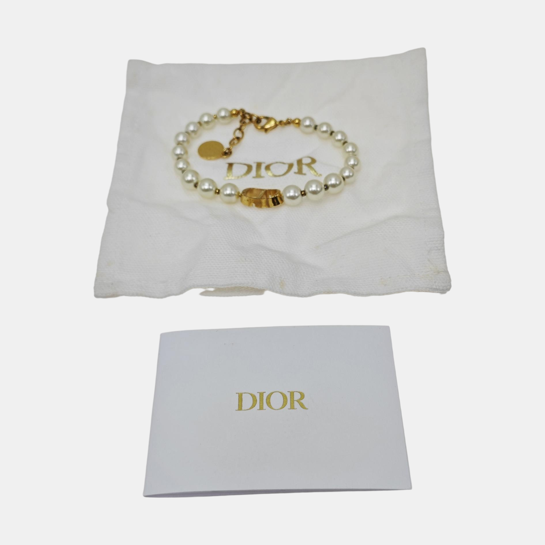 30 Montaigne Metal White Bracelet