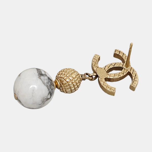 Metal Gold Stud Earrings