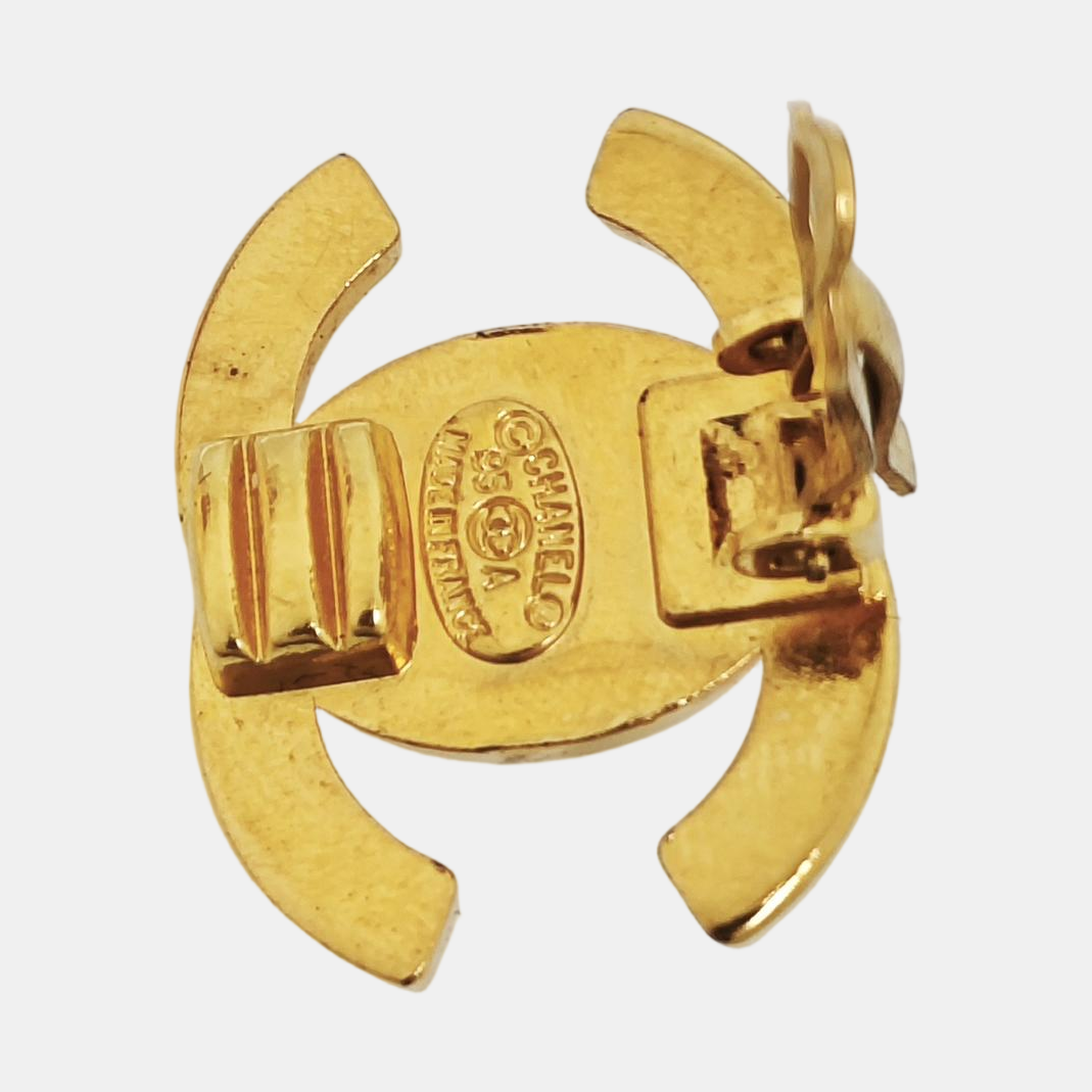 Vintage Metal Gold Clip On Earrings