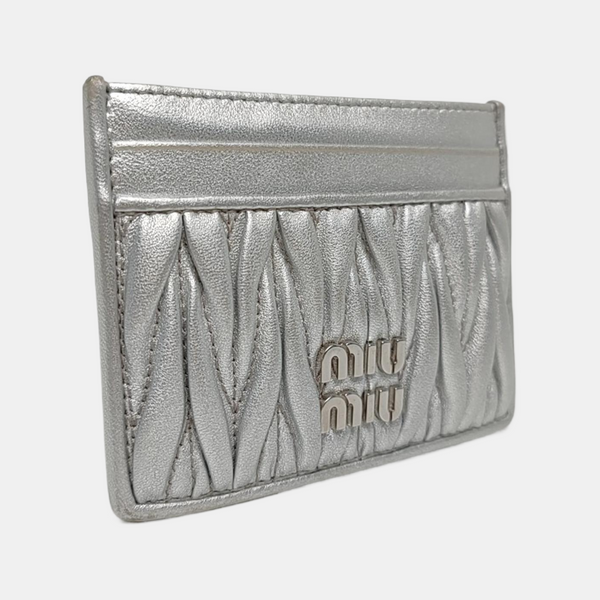 Matelassé Quilted Lambskin Silver Card Holder
