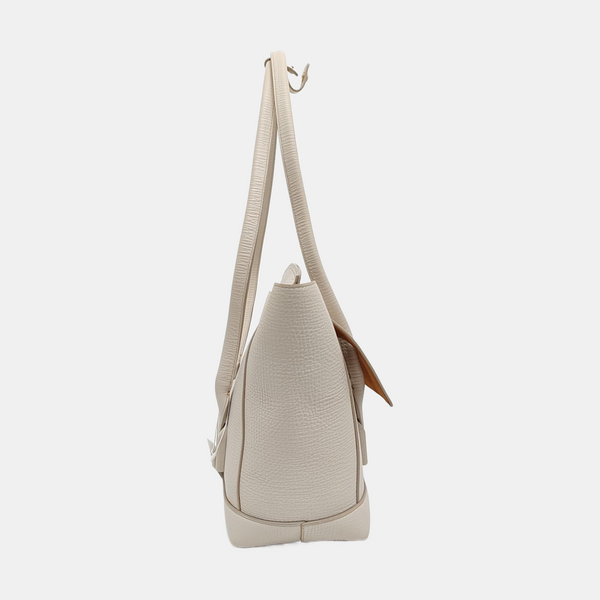 Authenticated pre-owned  Arco Medium Calfskin White - Tote Bag at Looply