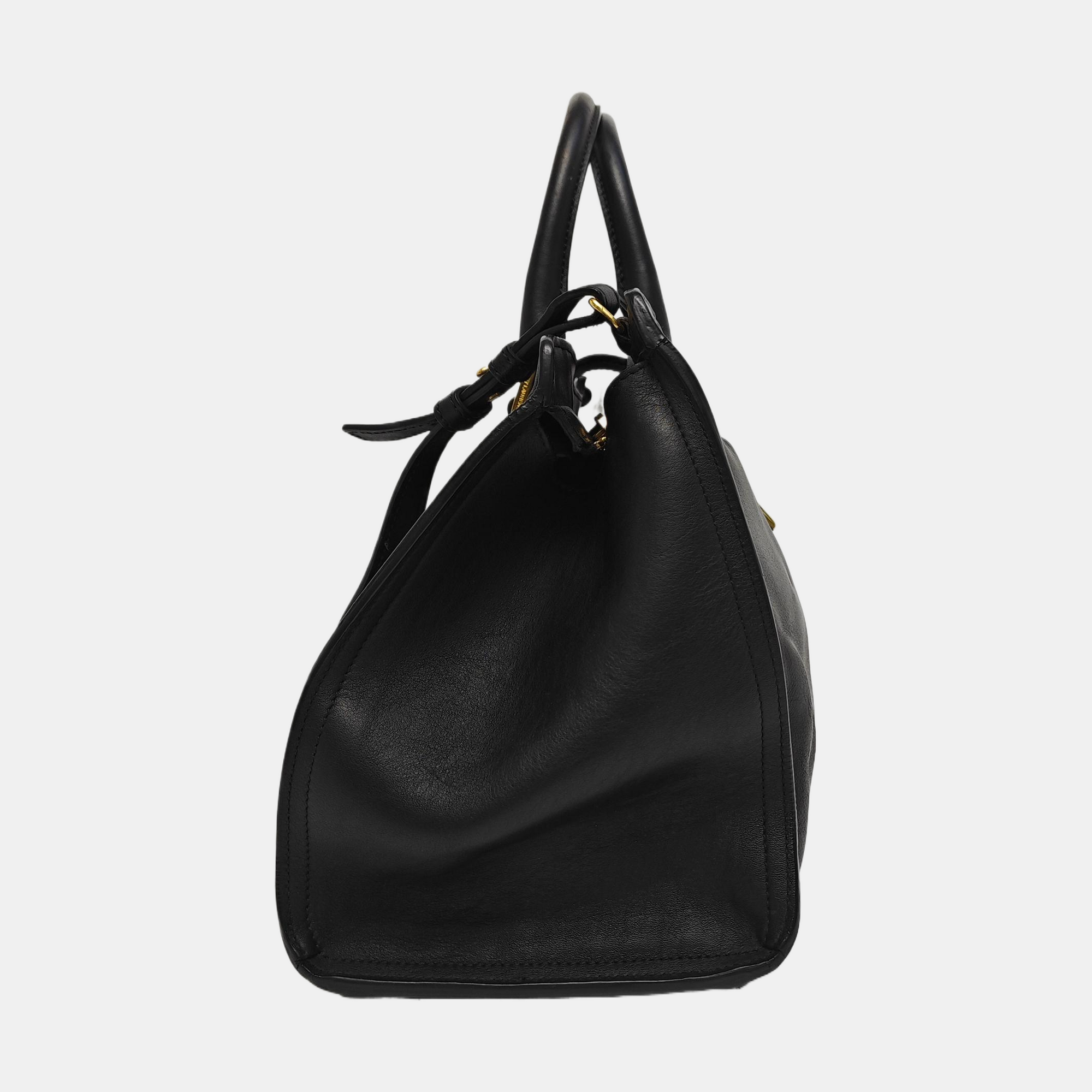 CHYC Y LIGNE Small Calfskin Black