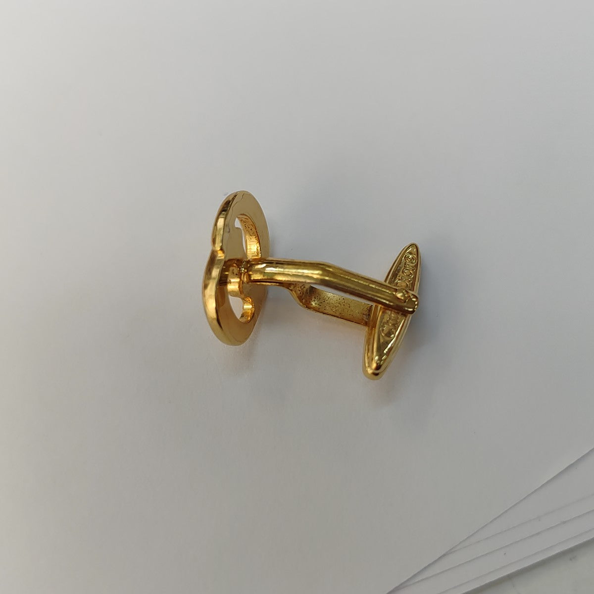 Metal Cufflink Gold