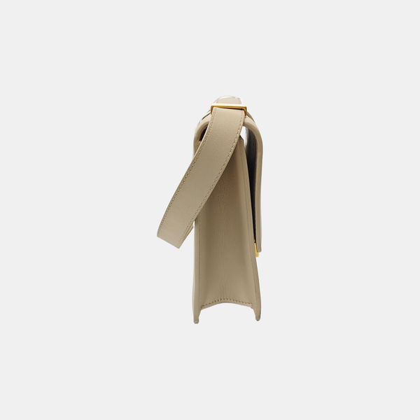 30 Montaigne Small Calfskin Beige