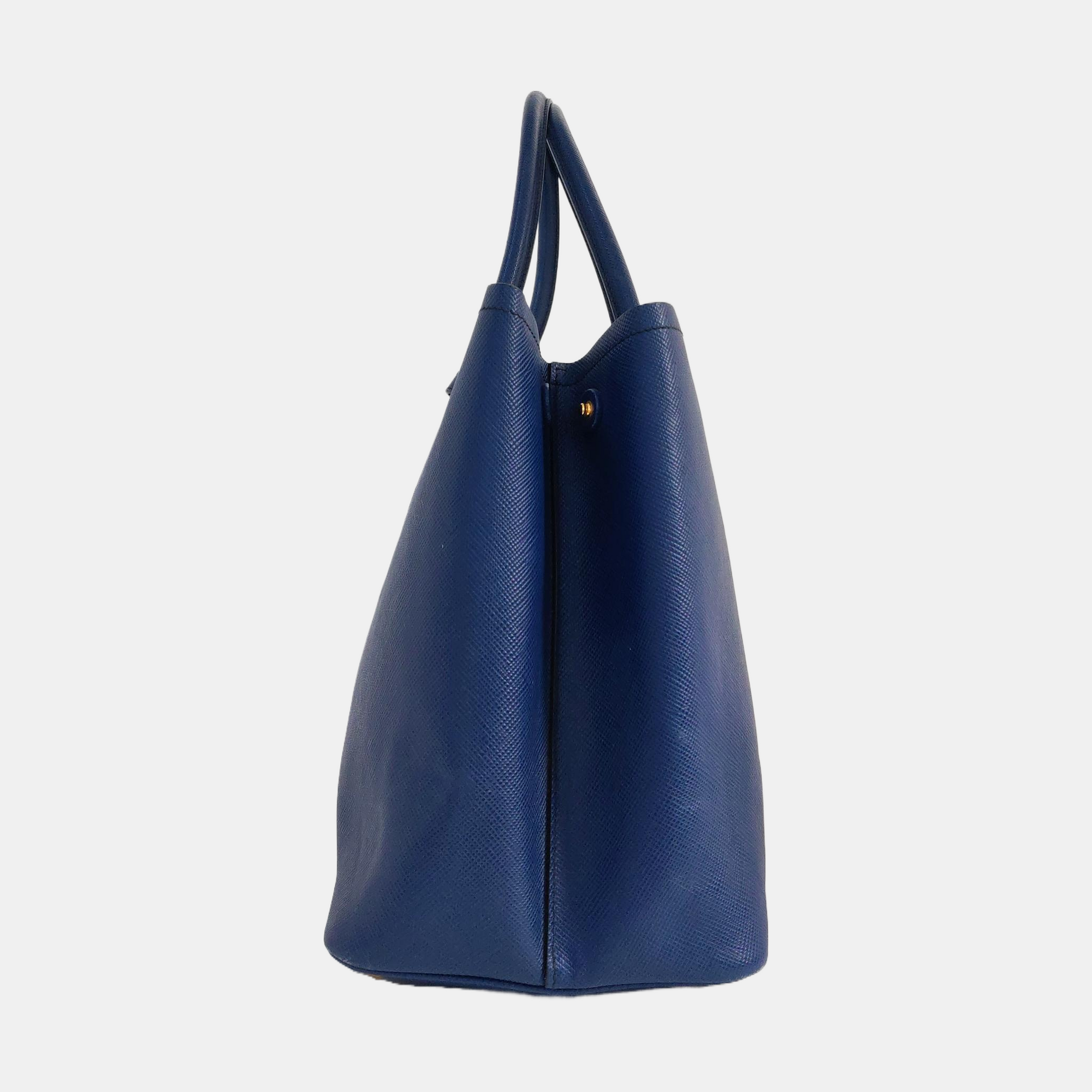 Authenticated pre-owned  Double Saffiano Calfskin Blue - Tote Bag at Looply