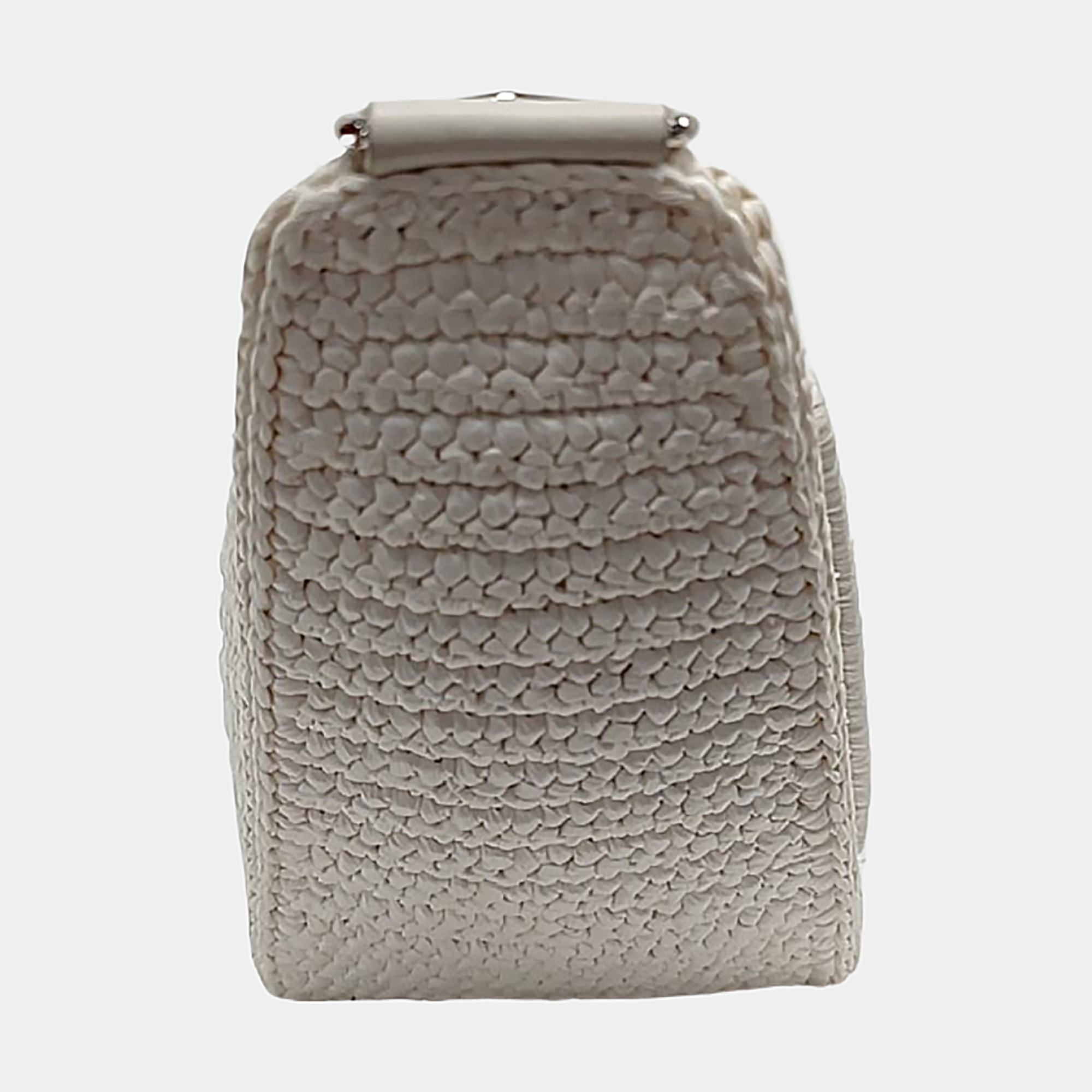Authenticated pre-owned  Triangle Straw White - Shoulder Bag at Looply