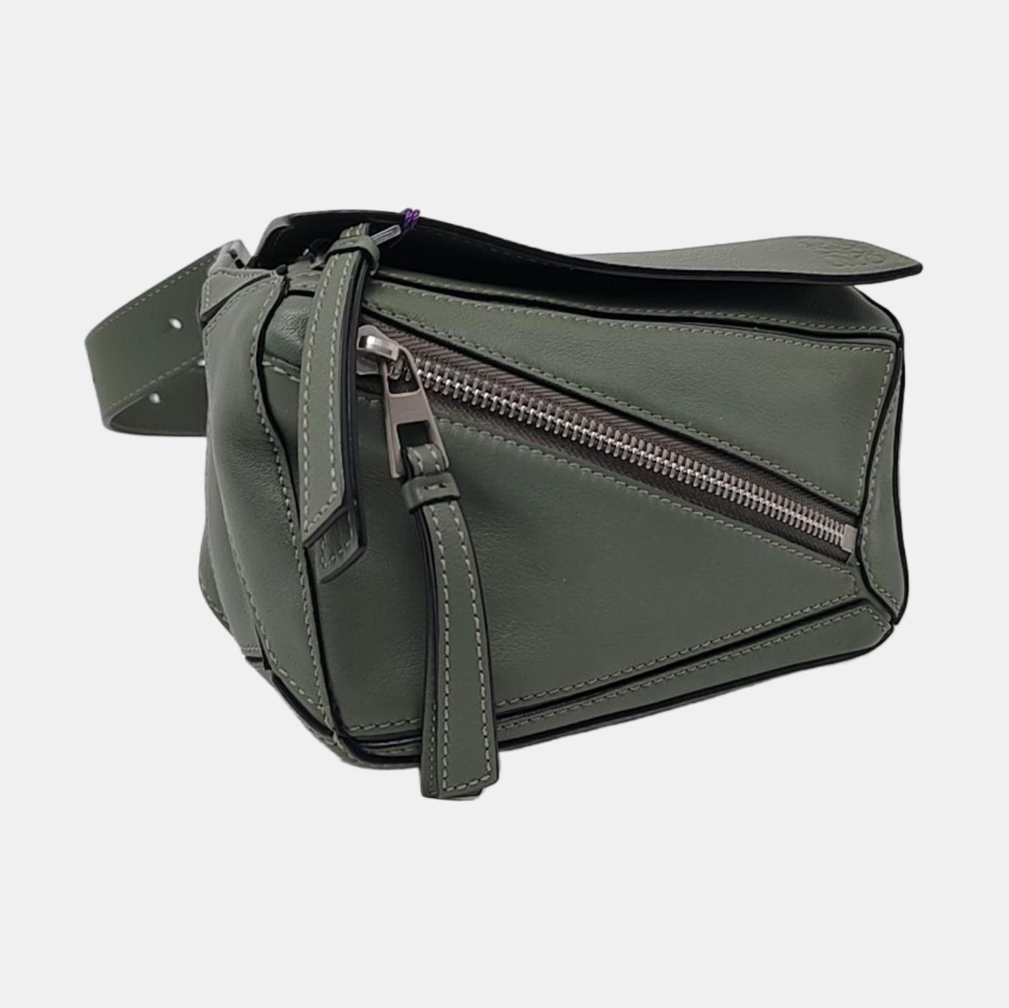 Authenticated pre-owned  Puzzle Mini Calfskin Green - Belt Bag at Looply