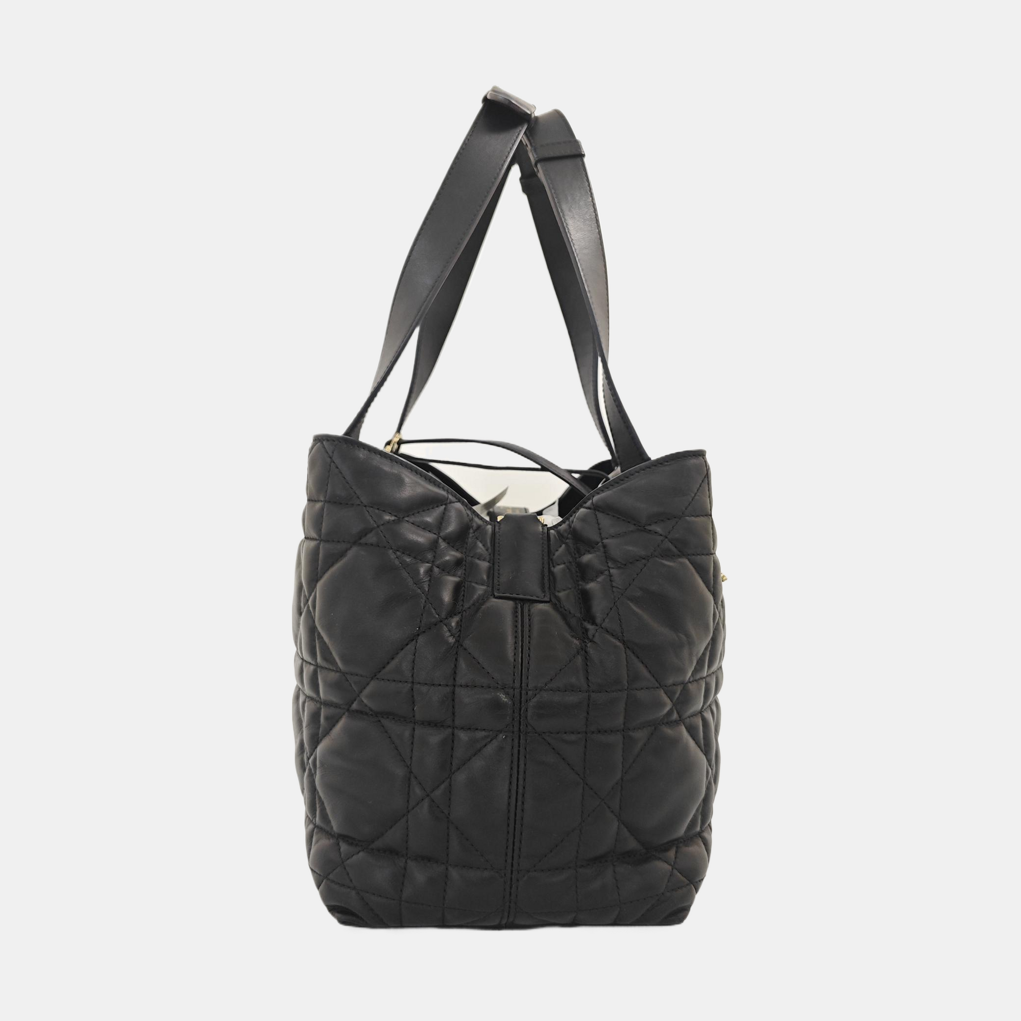 Toujours Medium Cannage Calfskin Black