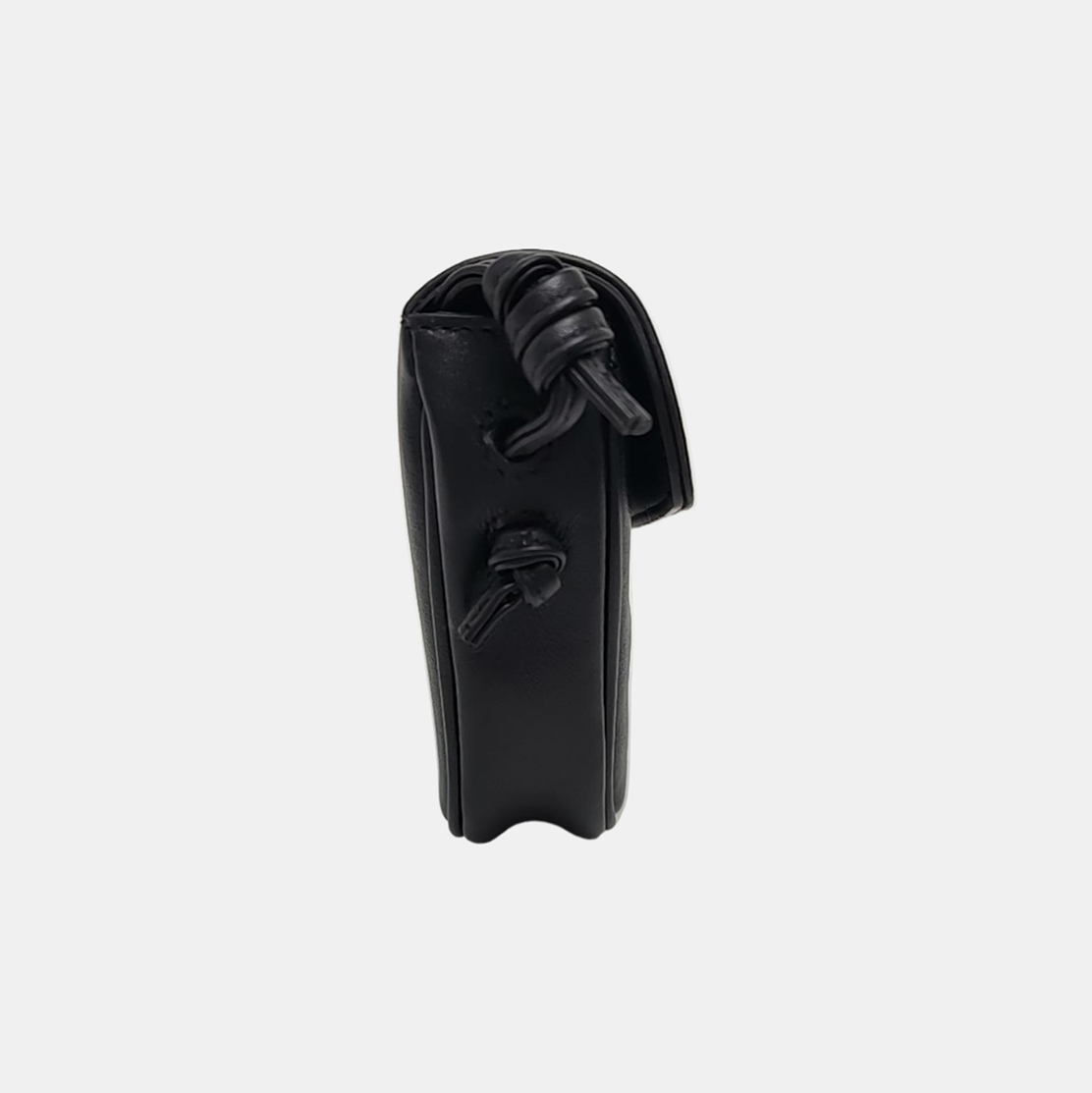TRIANGLE Calfskin Black