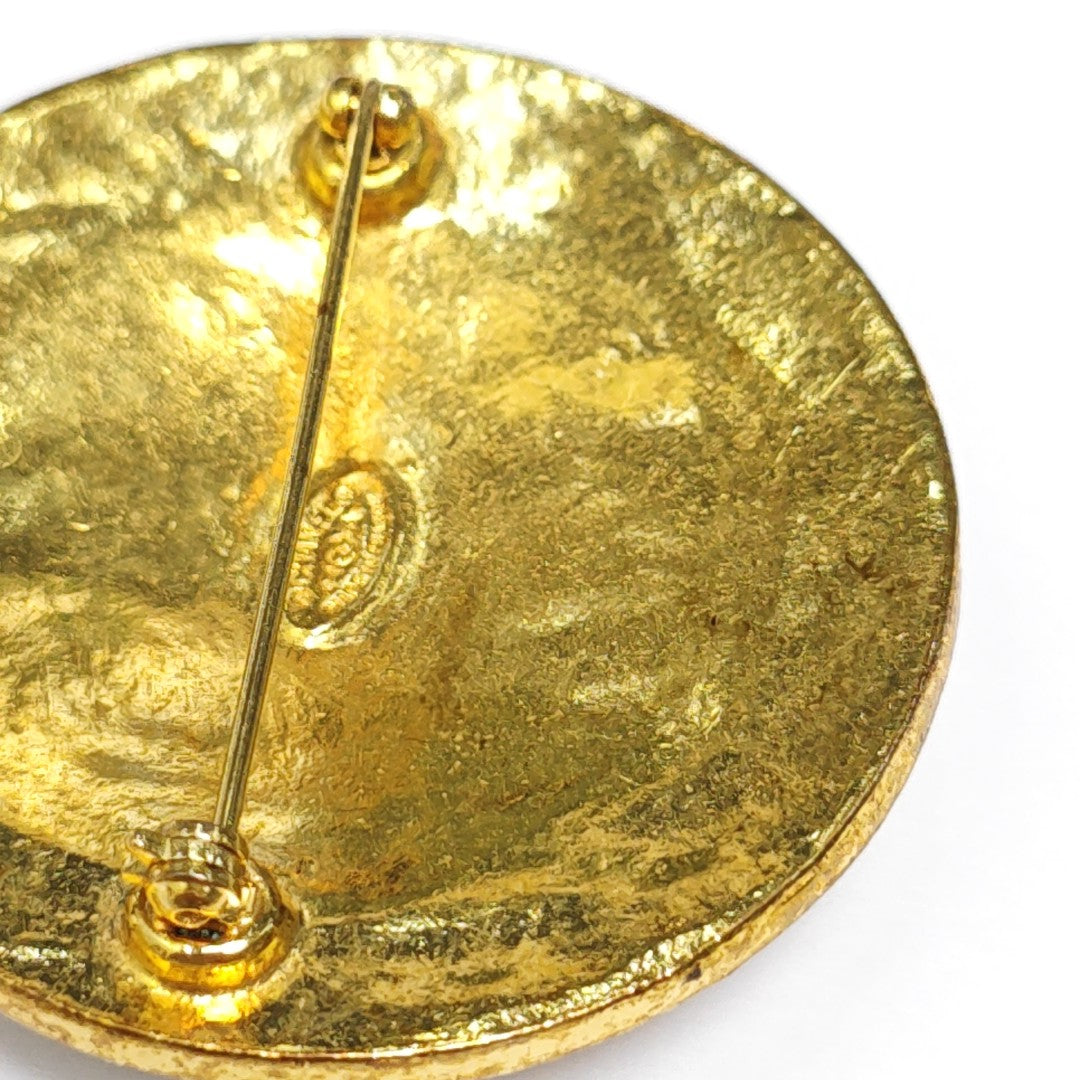 Metal Gold Brooch