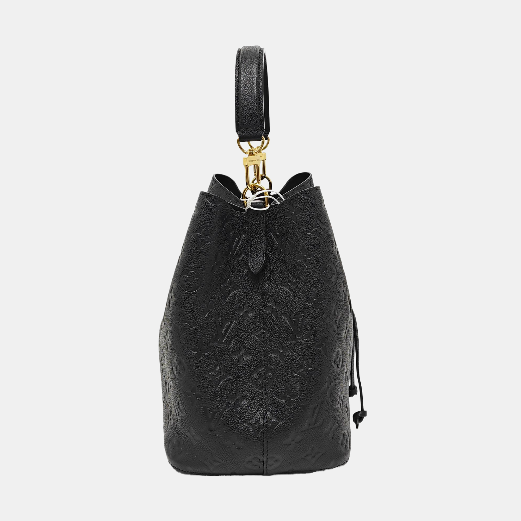 NÉONOÉ MM Calfskin Black