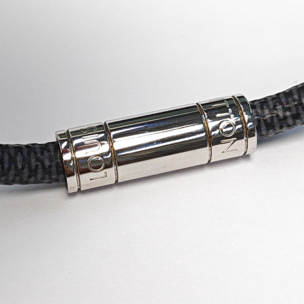 KEEP IT Metal Black Bangle