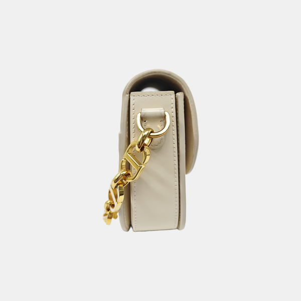 Bobby Medium Calfskin White