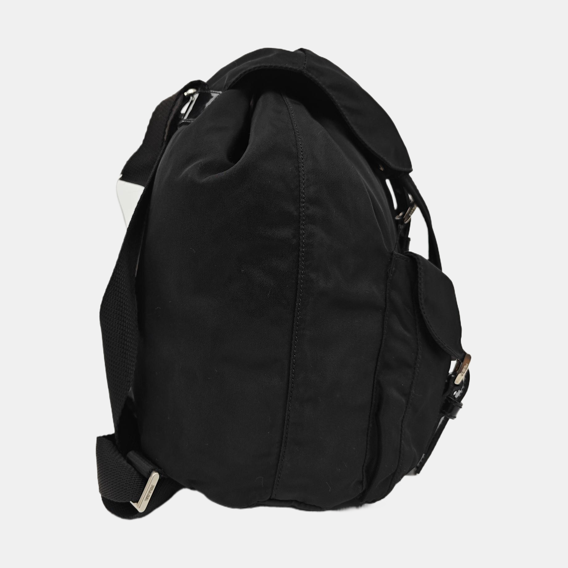 Vela Small Nylon Black