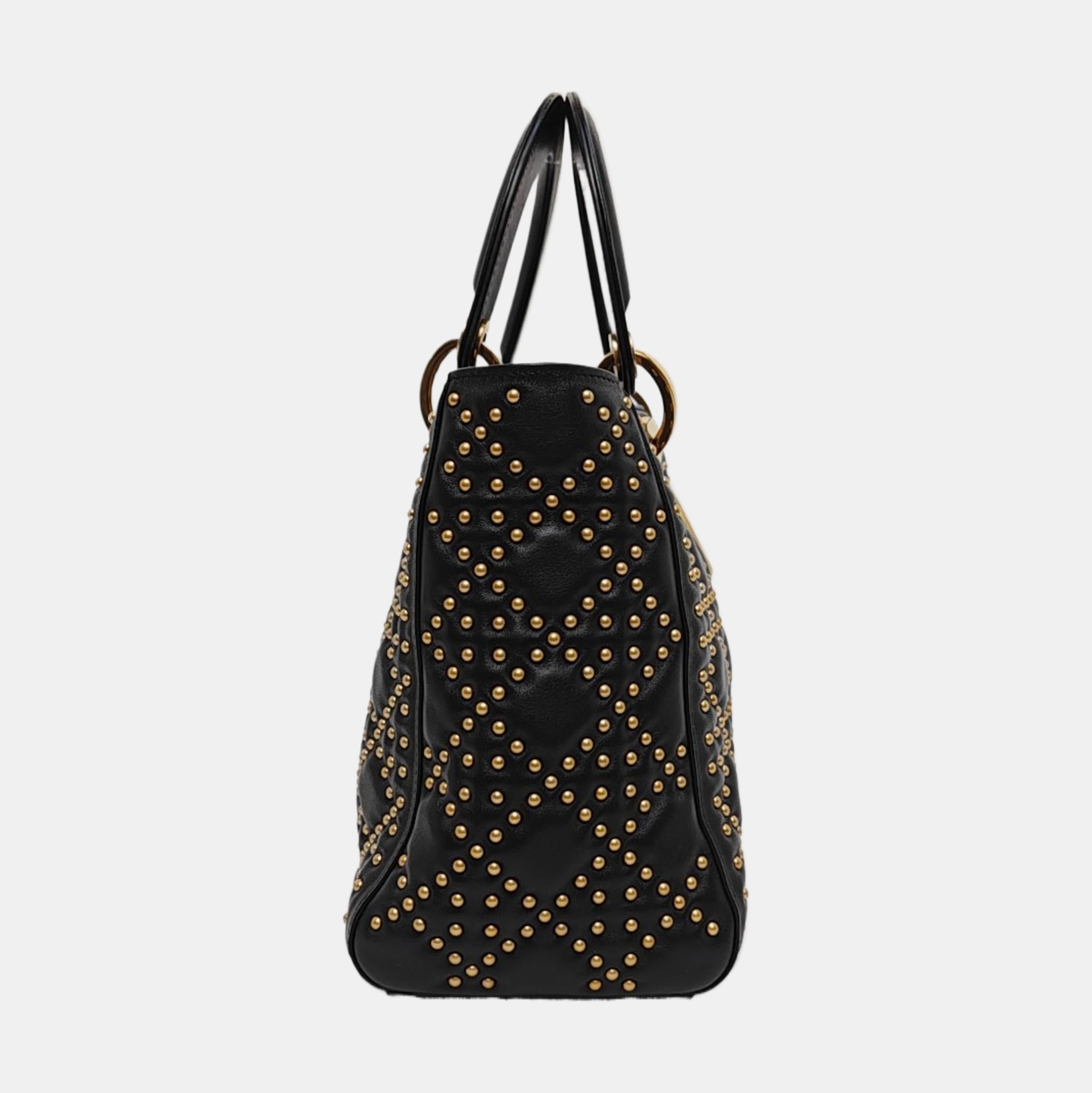 Authenticated pre-owned  Lady Dior Medium Cannage Calfskin Black - Tote Bag at Looply