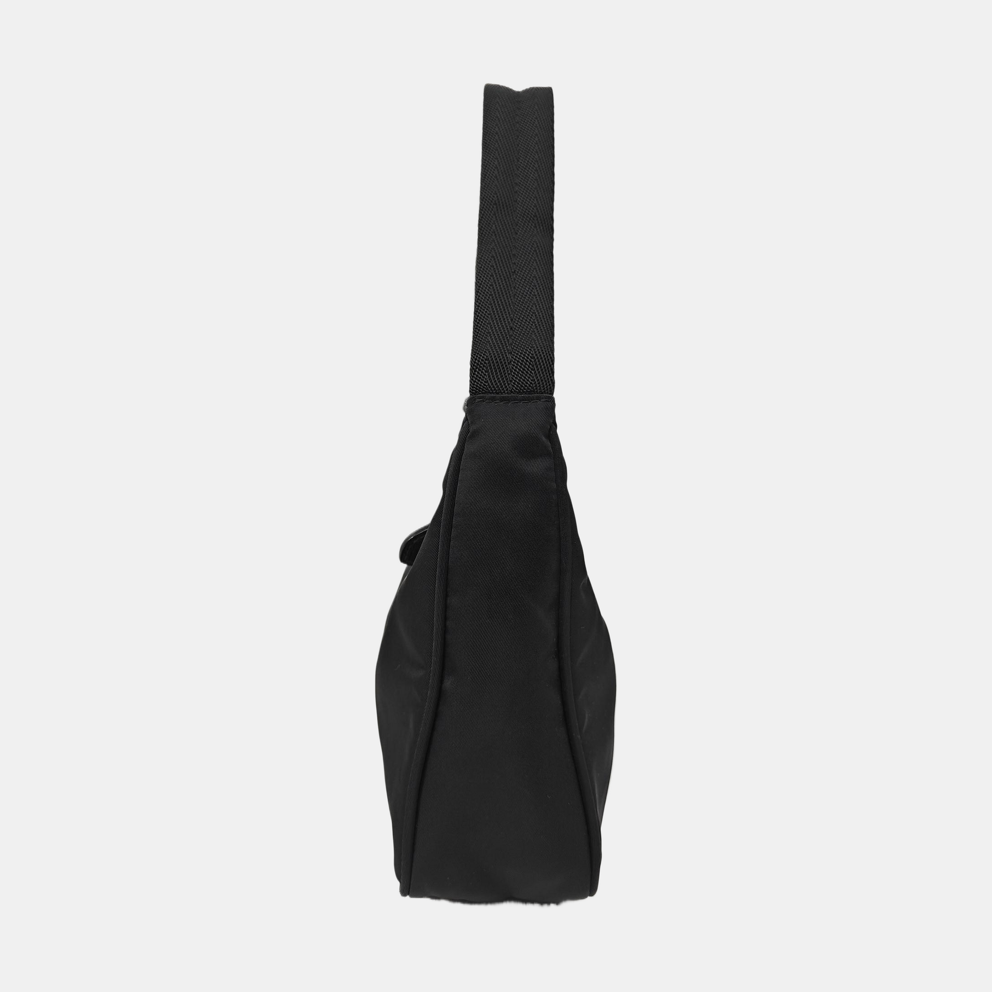 Re-Edition2000 Mini Nylon Black