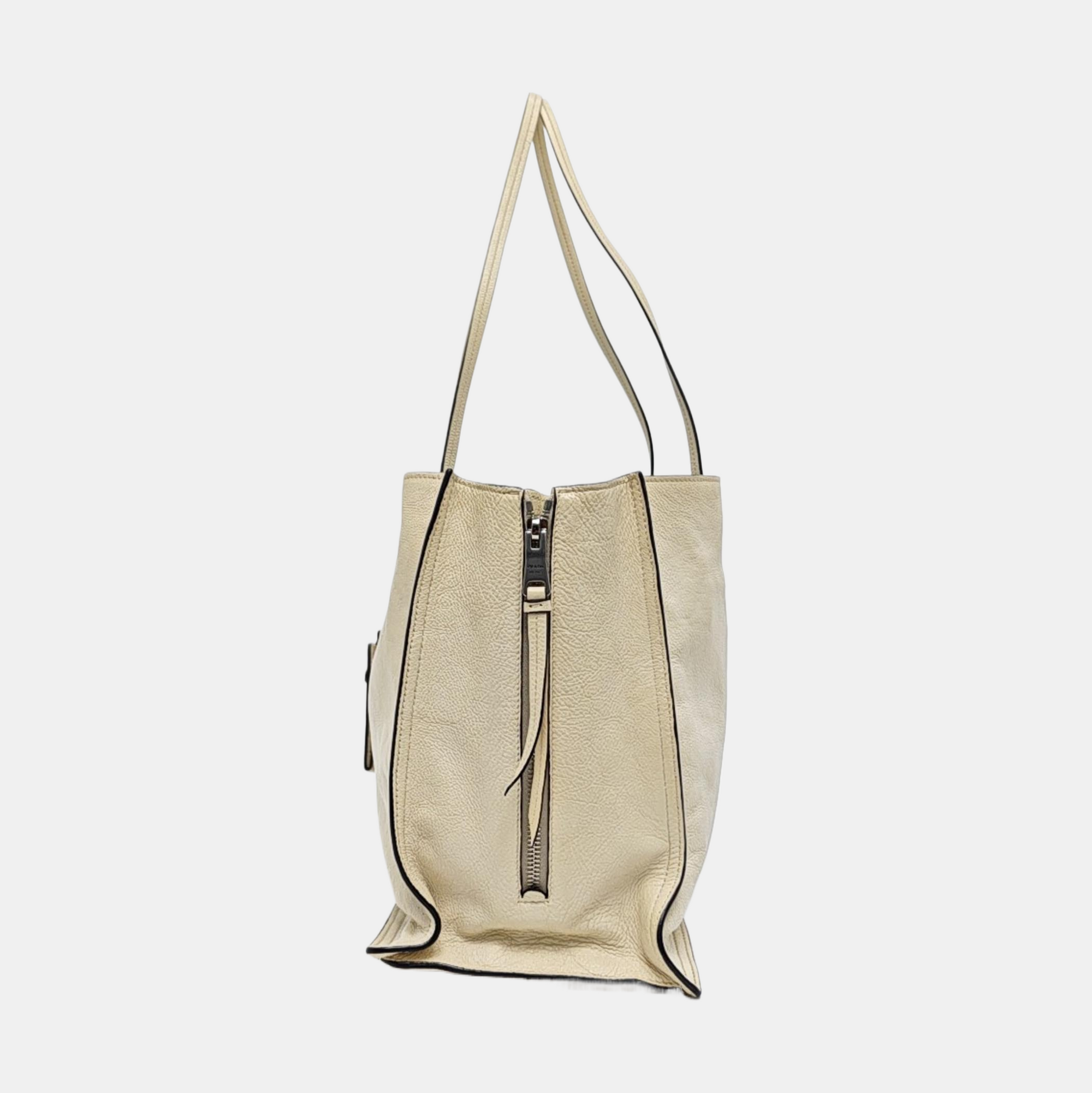 Etiquette Calfskin White