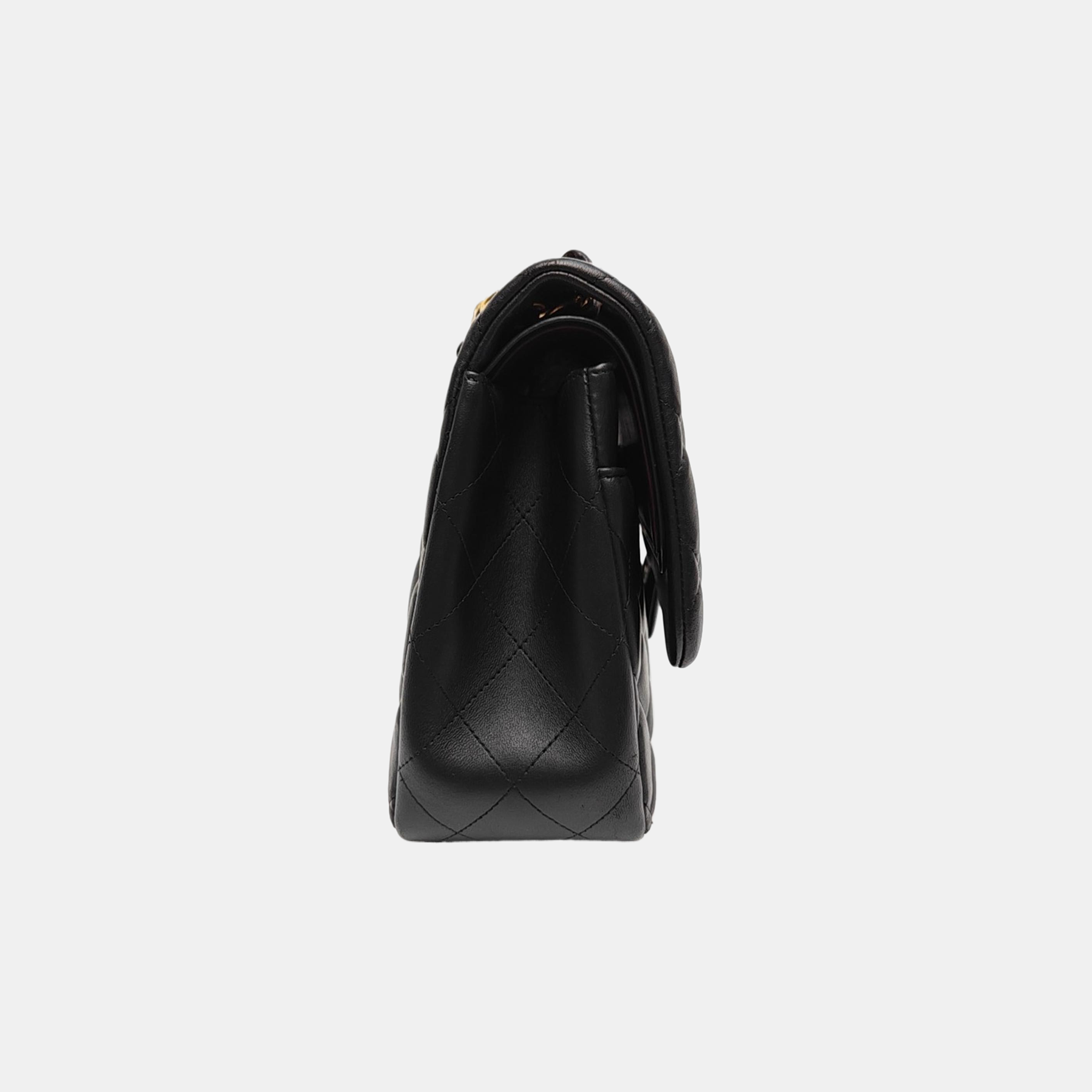CLASSIC FLAP Jumbo Quilted Lambskin Black