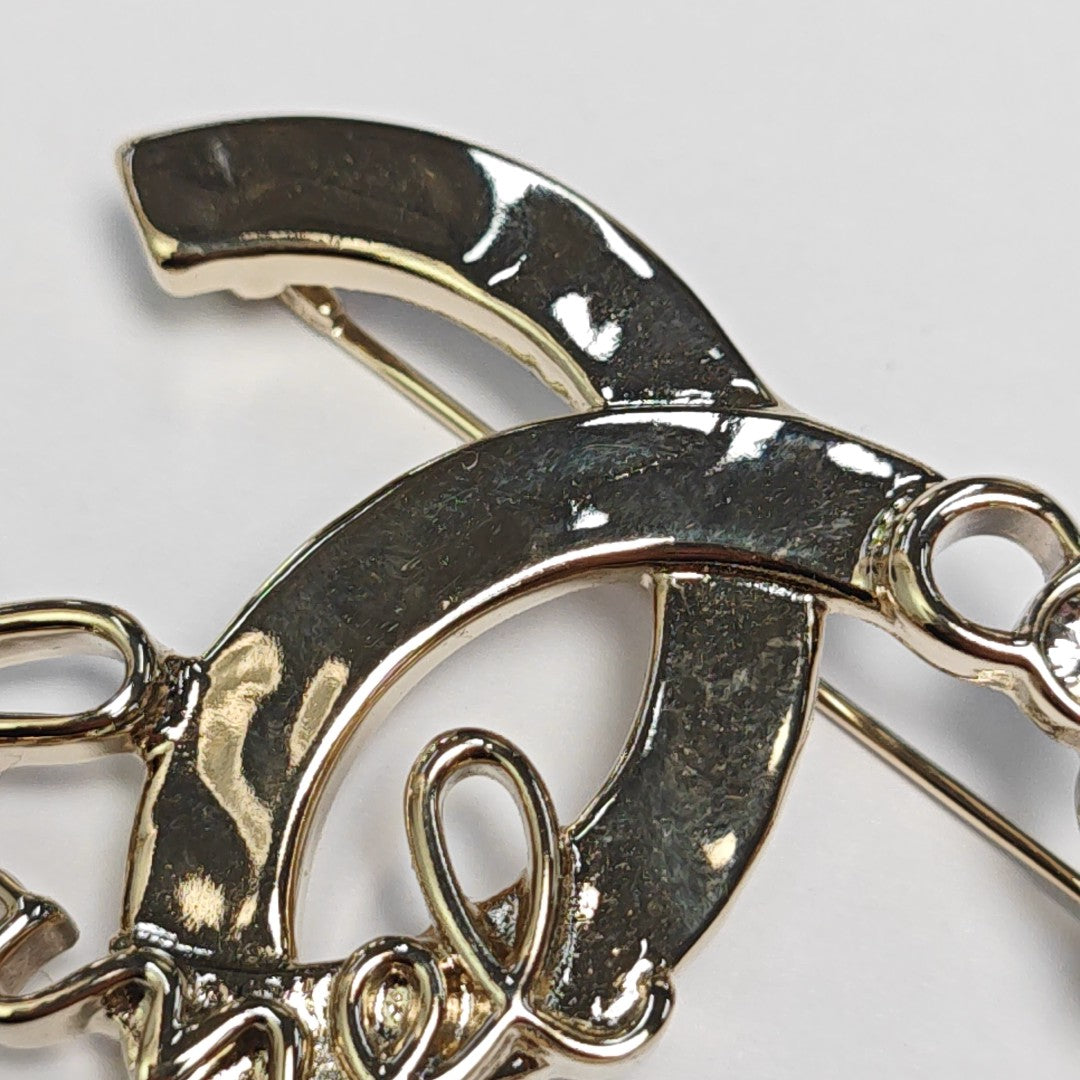 Metal Gold Brooch