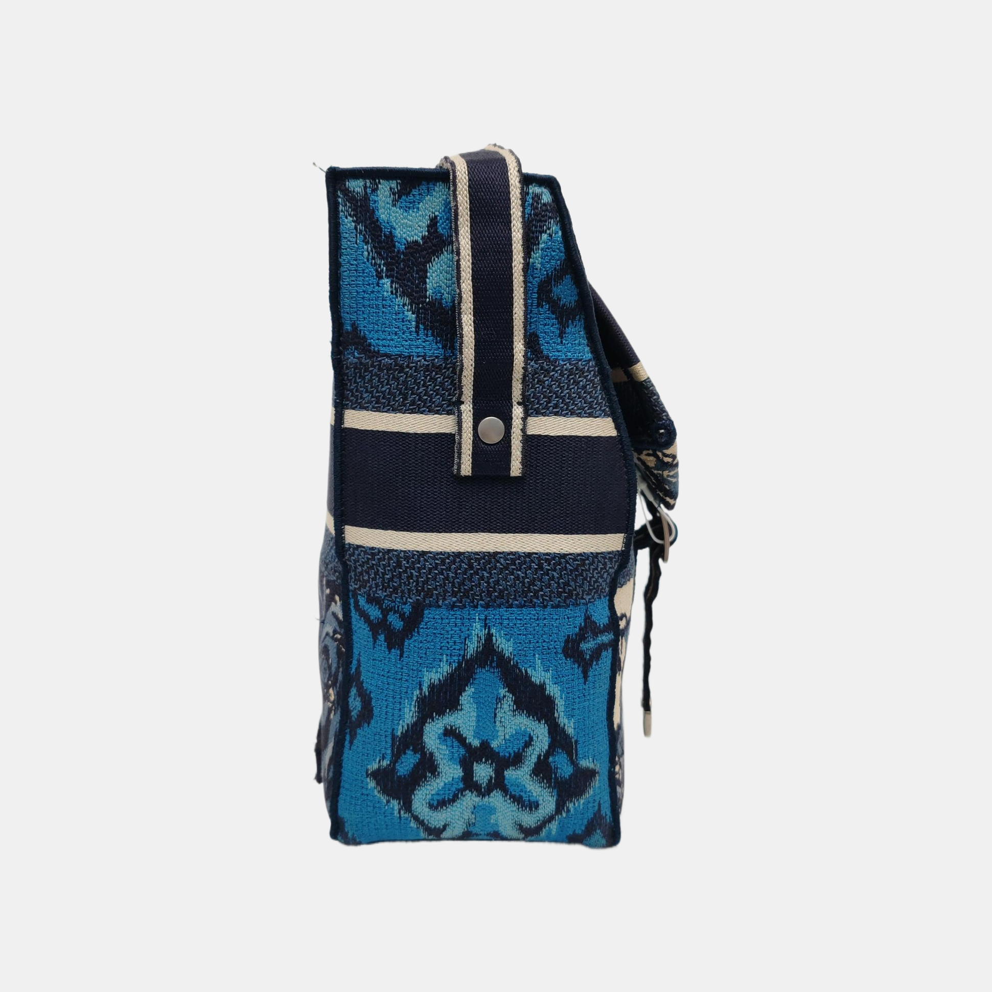 Authenticated pre-owned  Diorcamp Fabric Blue - Crossbody Bag at Looply