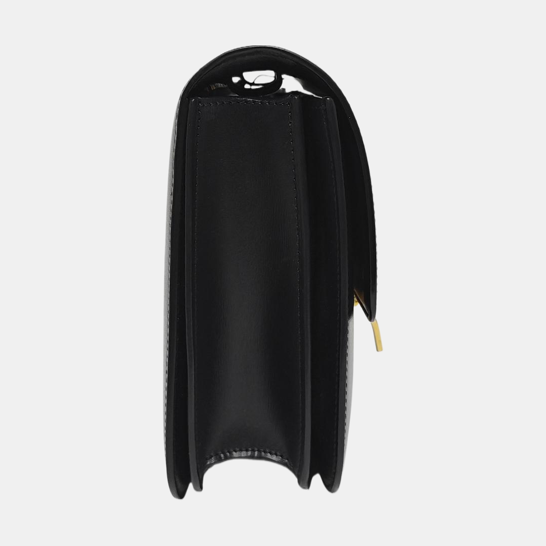 Authenticated pre-owned  CLASSIC BOX Medium Calfskin Black - Crossbody Bag at Looply