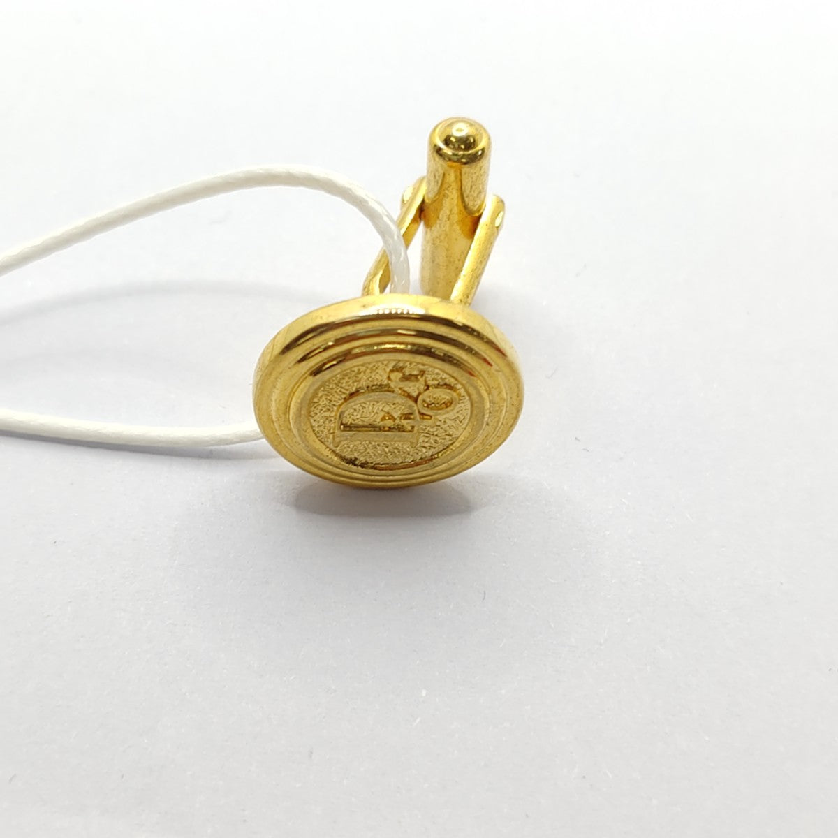 Oro metálico