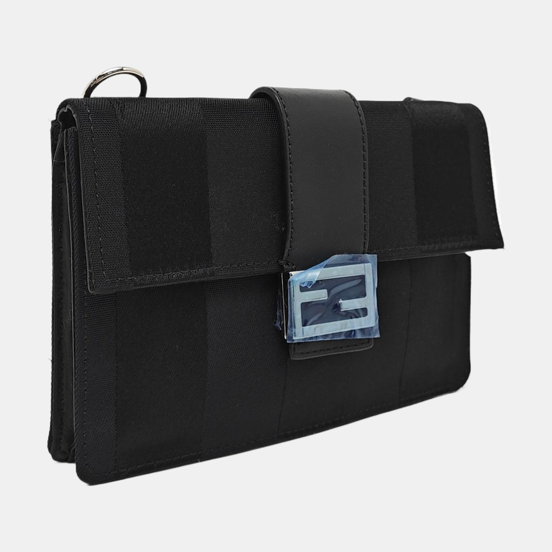Authenticated pre-owned  Baguette Fabric Black - Shoulder Bag at Looply