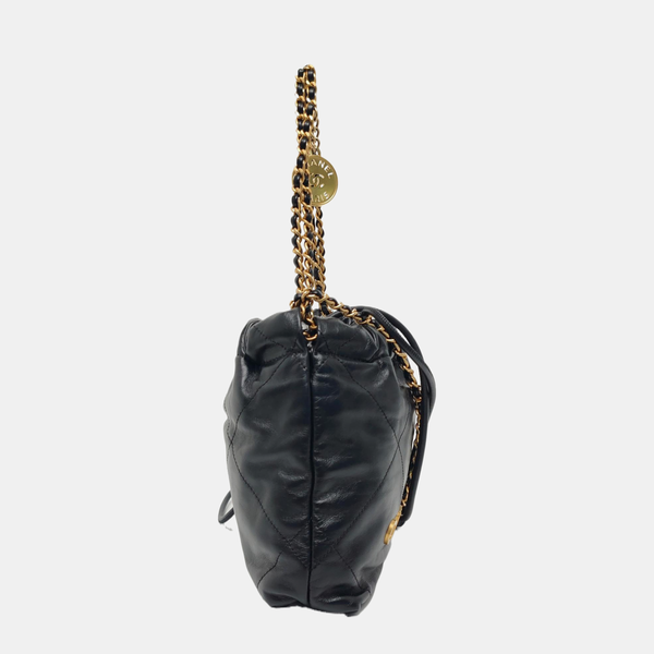 CHANEL 22 Mini Quilted Calfskin Black