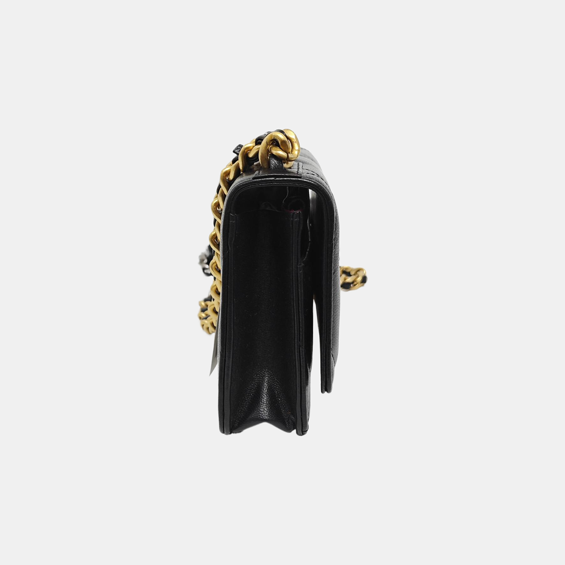 CHANEL 19 WOC Quilted Lambskin Black