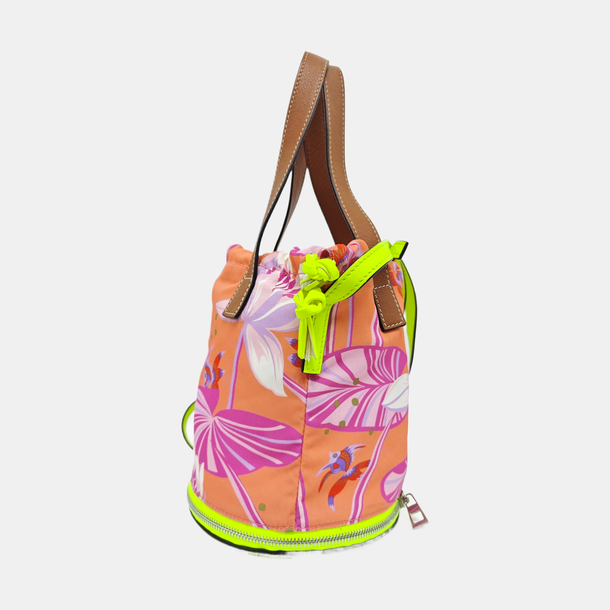 Authenticated pre-owned  Hammock Canvas Multicolor - Bucket Bag at Looply