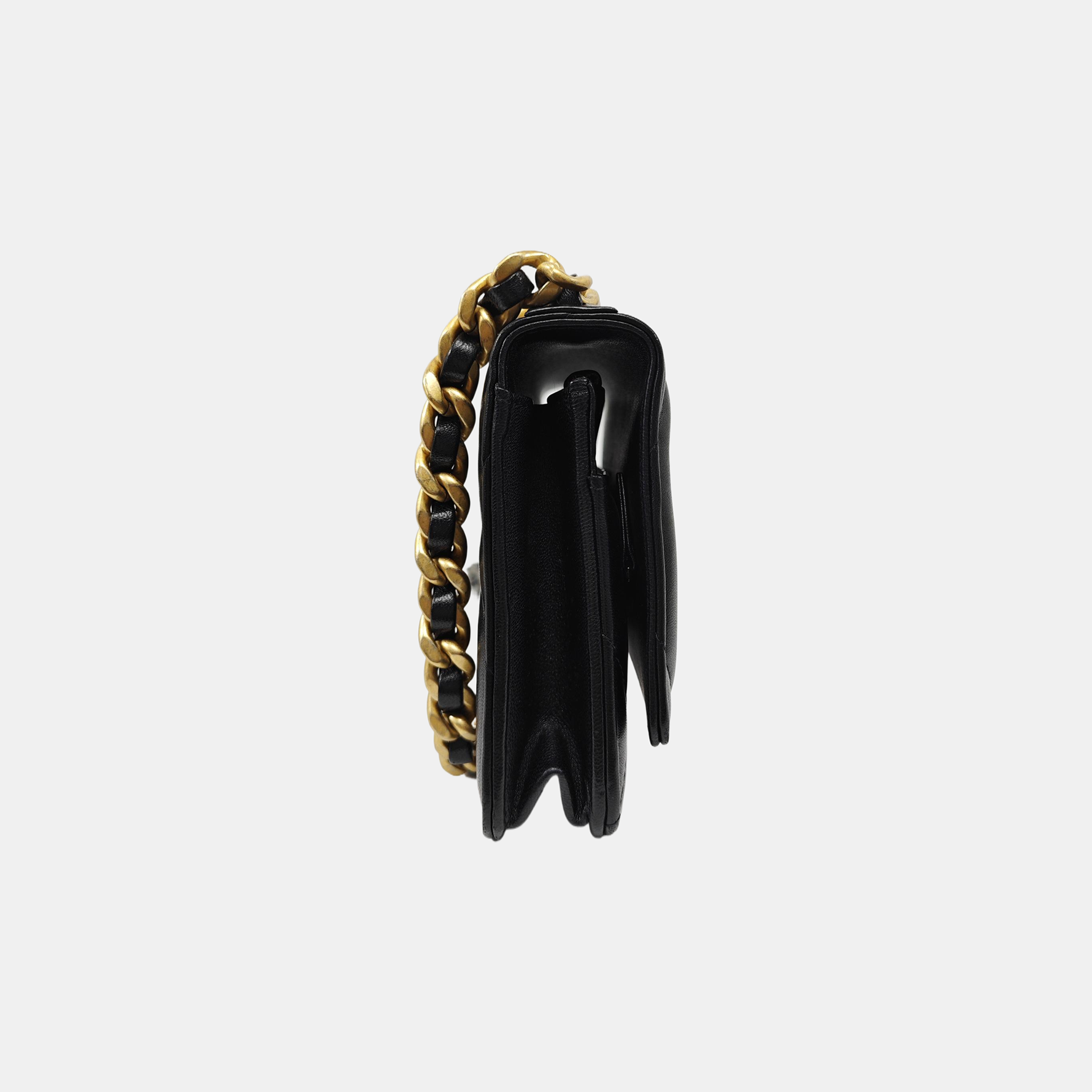 CHANEL 19 WOC Quilted Lambskin Black