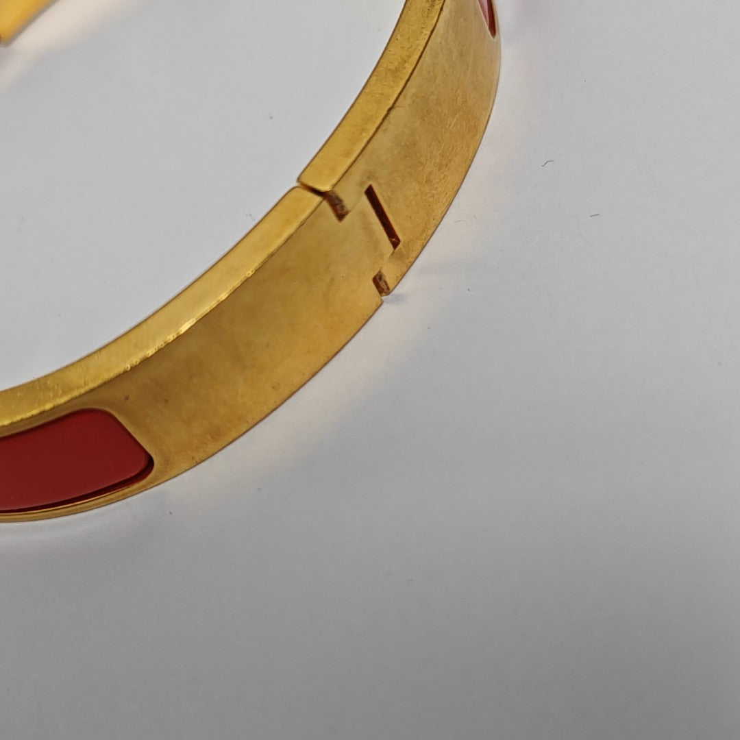 Clic H Metal Orange Bangle