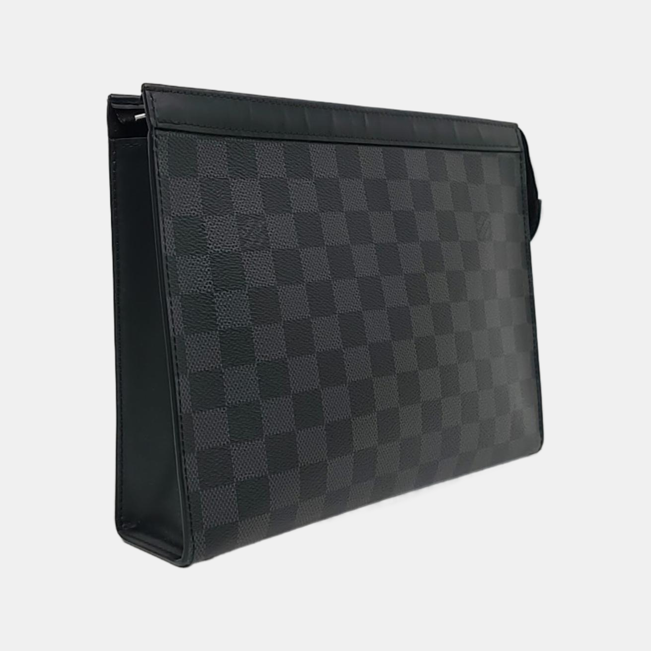 Pochette Voyag MM Damier Graphite Coated Canvas Gray