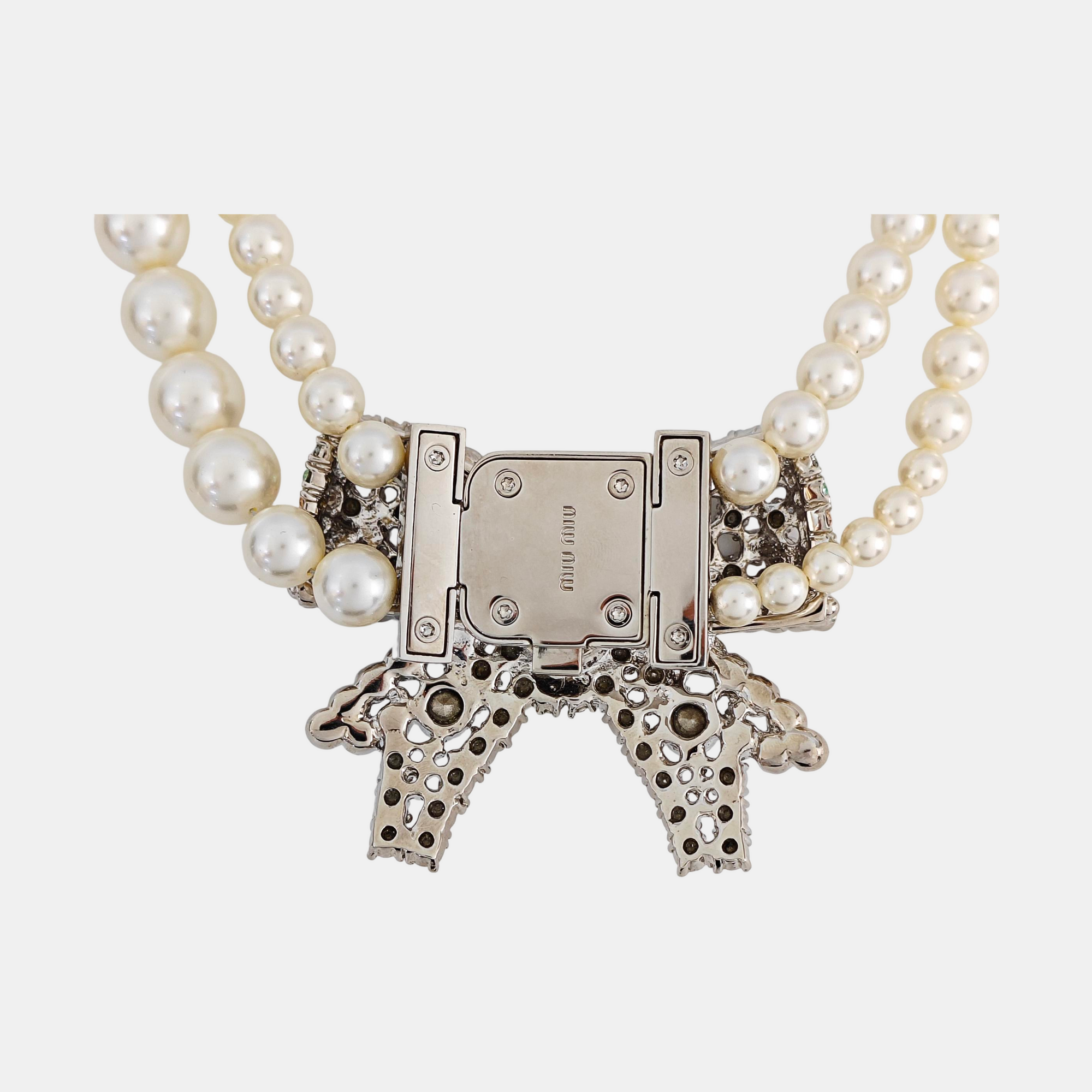 Faux Pearl White Necklace