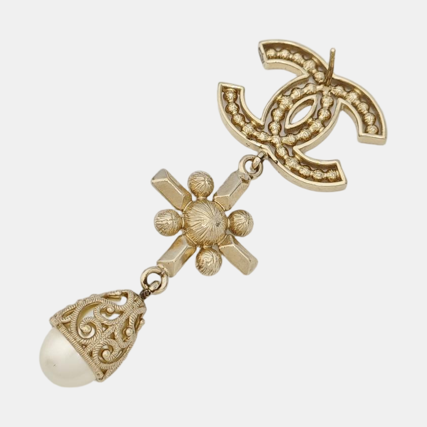 Metal Gold Earrings