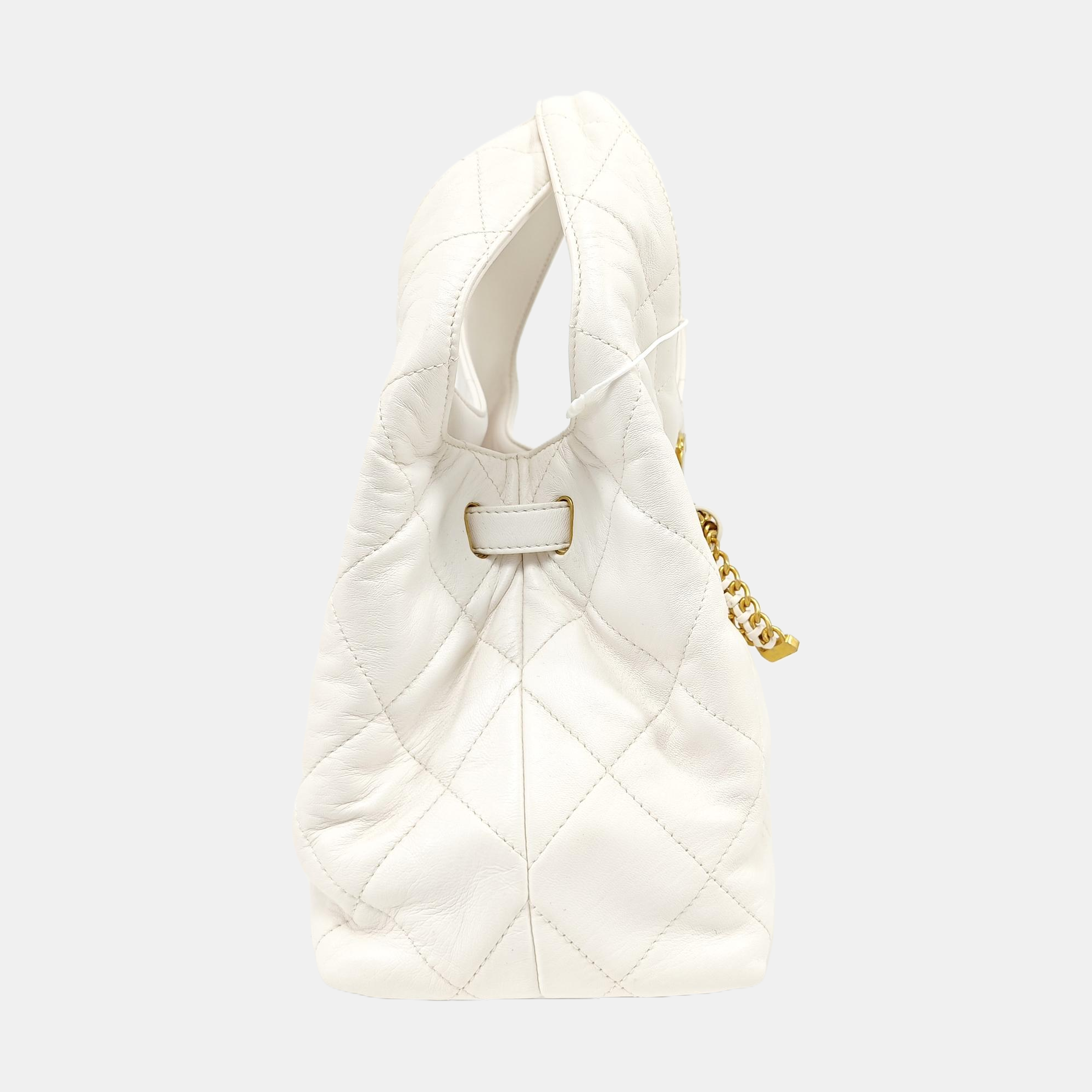 25P Quilted Lambskin White