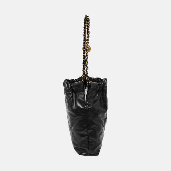 CHANEL 22 Small Quilted Calfskin Black