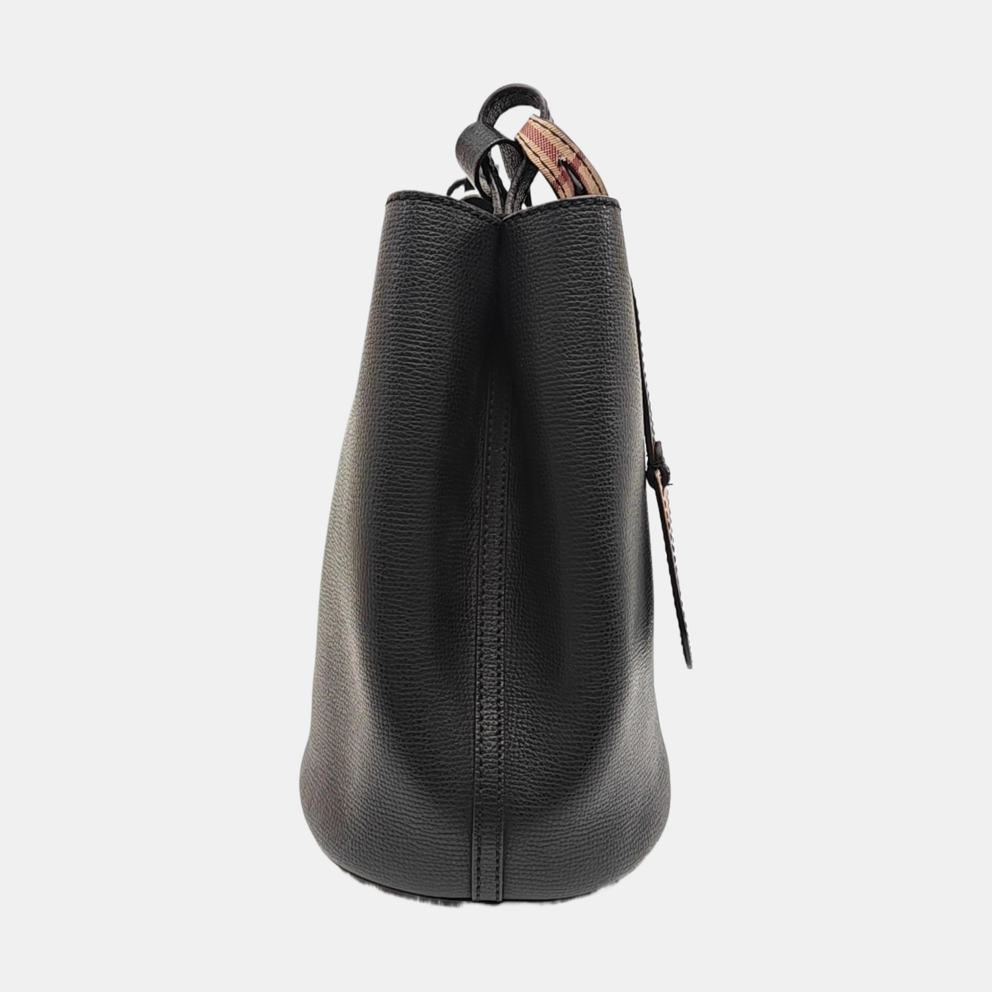 Calfskin Bucket Bag Black