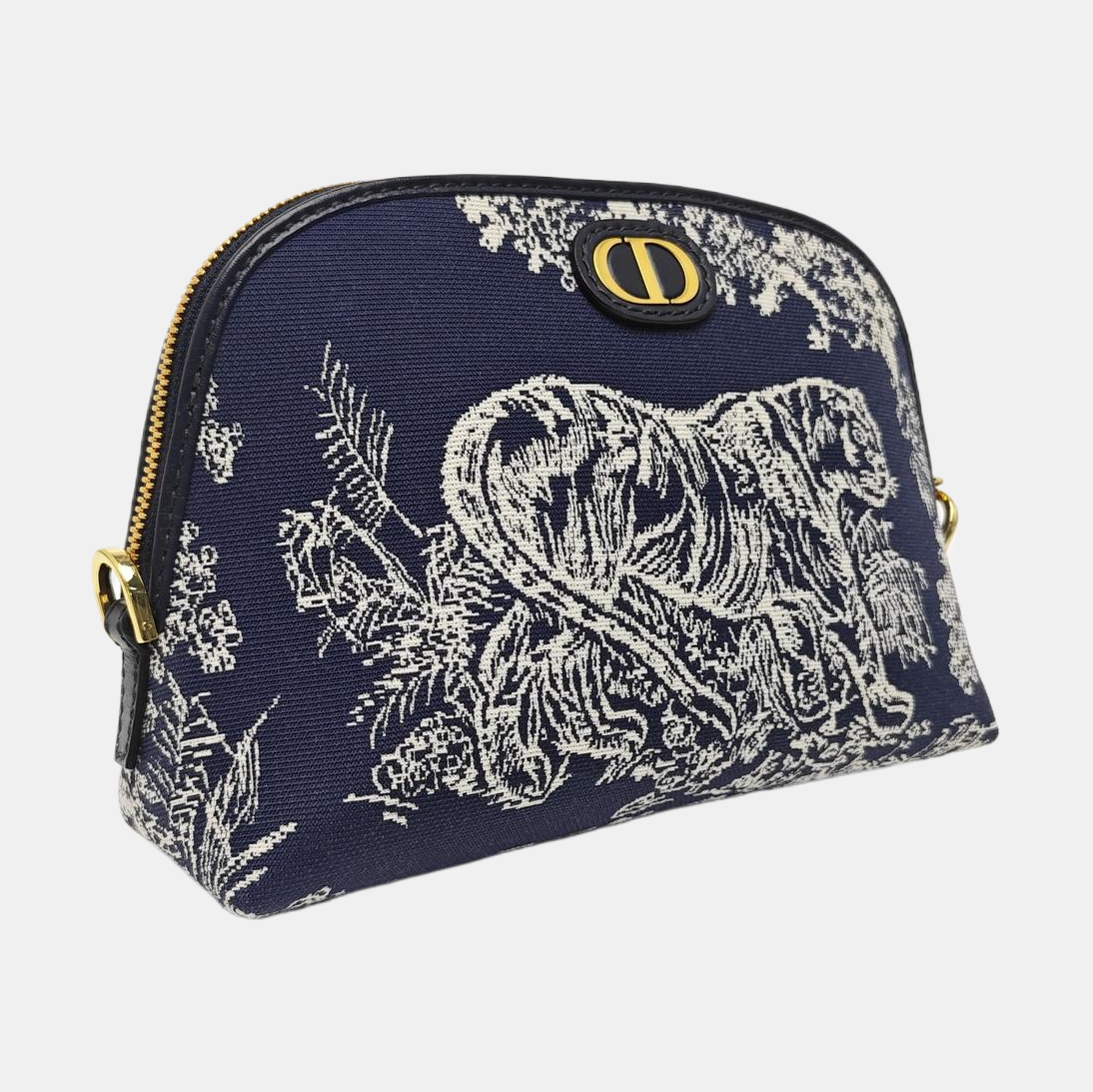 30 Montaigne Medium Fabric Blue