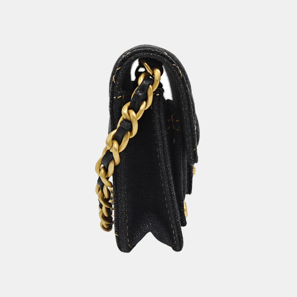 Authenticated pre-owned  CLASSIC FLAP Quilted Denim Black - Shoulder Bag at Looply
