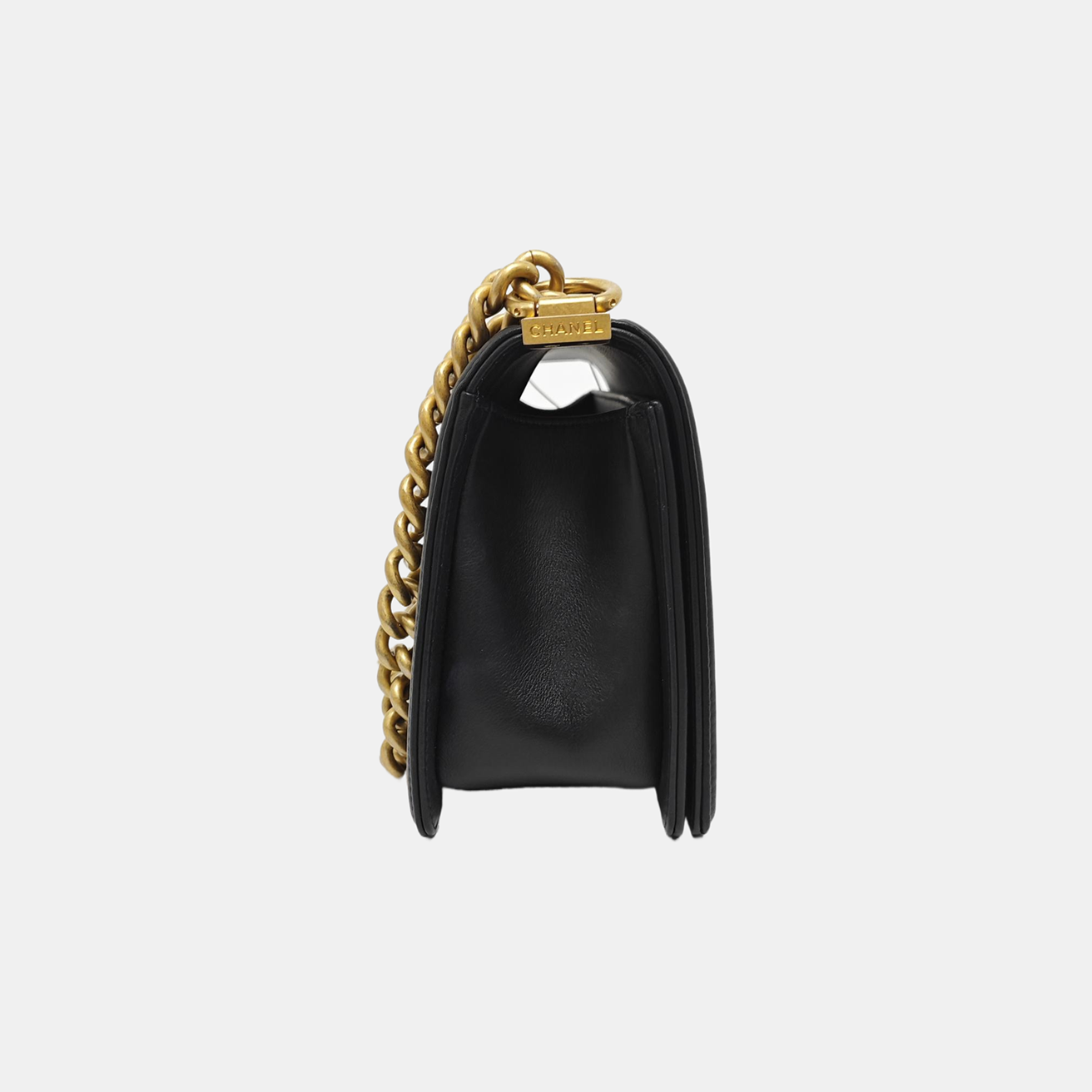 BOY CHANEL Medium Quilted Calfskin Black